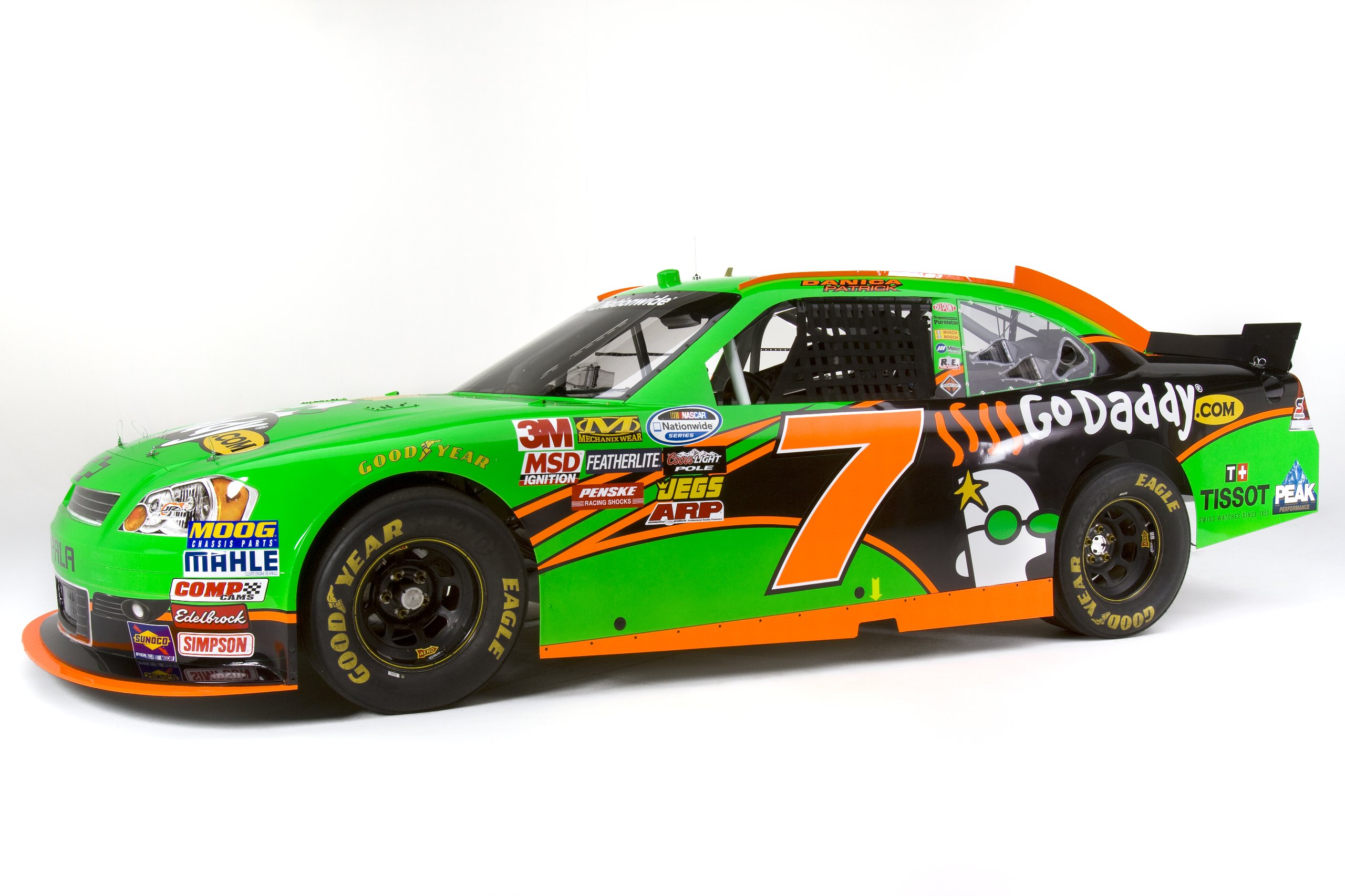 NASCAR The Game 2011 for Xbox 360 - Authentic Racing Simulation | Perfect for Racing Enthusiasts & Game Night Fun