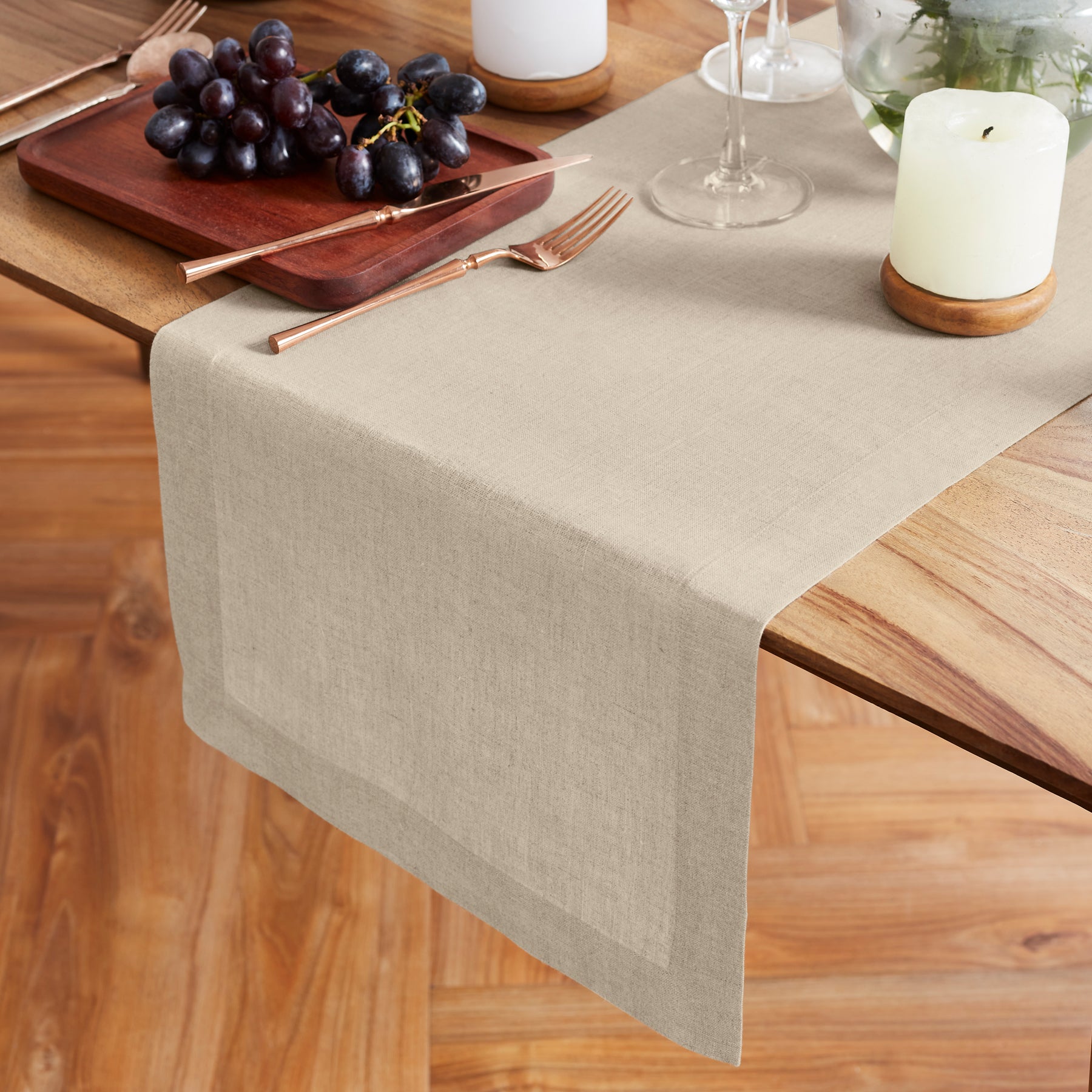 Sonoma Table Runner - Elegant Dining Decor for Thanksgiving & Christmas | Perfect for Holiday Tablescapes & Home Decor