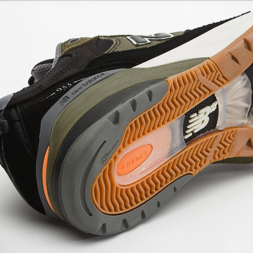New Balance Numeric Andrew Reynolds 933 Skateboarding Shoes - High-Performance Skate Shoes for Street & Park Riding - Durable & Comfortable for Skaters