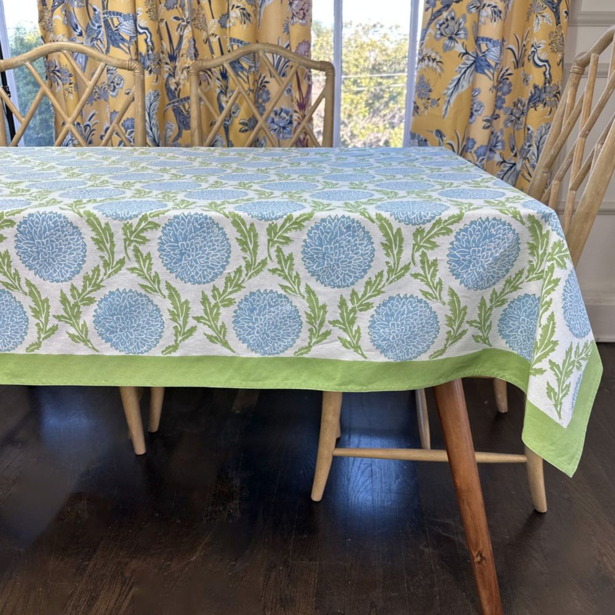 Elegant Blue and Green Floral Vine Tablecloth - Waterproof Washable Rectangular Table Cover for Dining, Kitchen, Party, and Outdoor Picnic Use