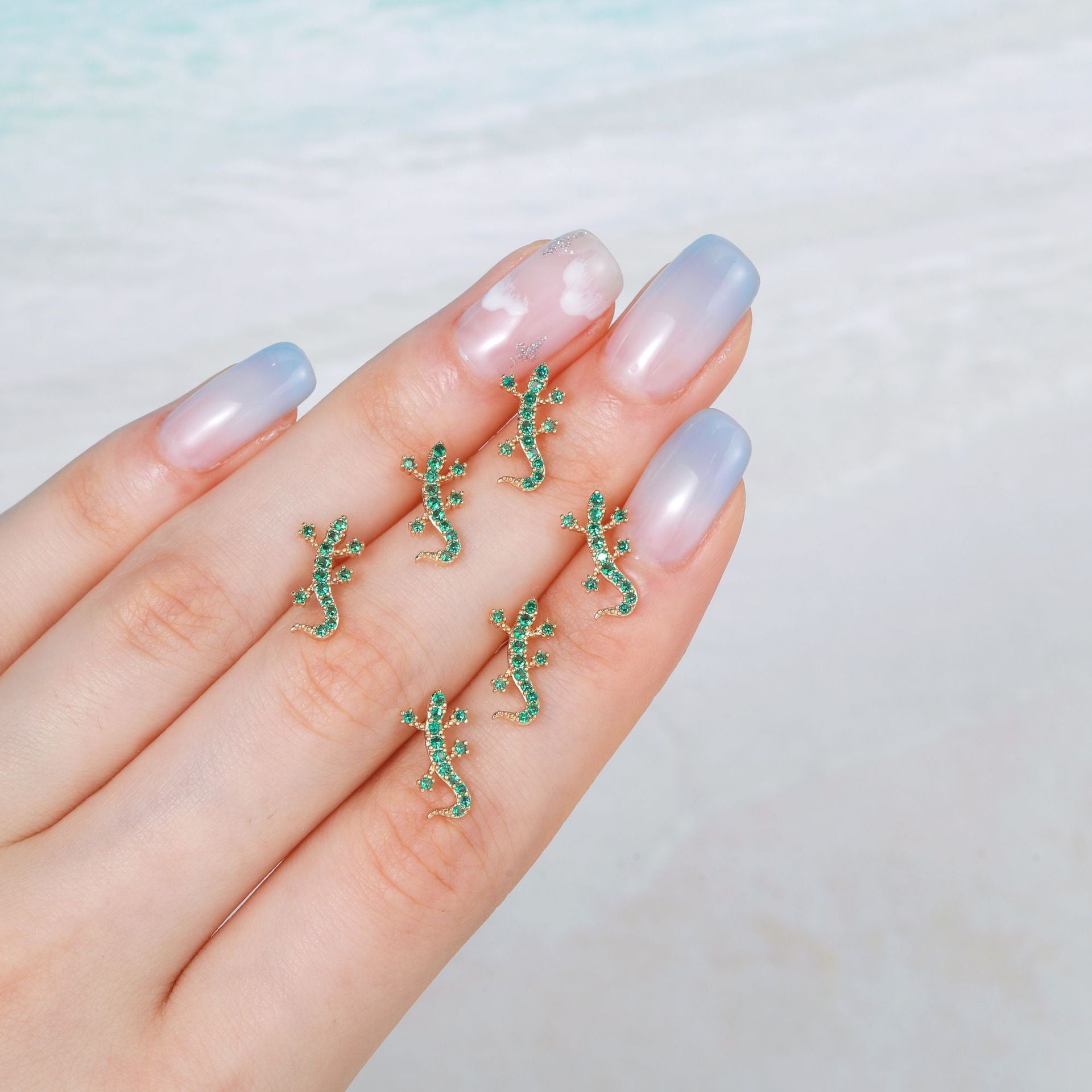 20G Lizard Conch Stud Animal Helix Piercings | EGD0285 - Unique Body Jewelry for Cartilage, Tragus & Helix Piercing - Perfect for Punk, Goth & Alternative Fashion Styles