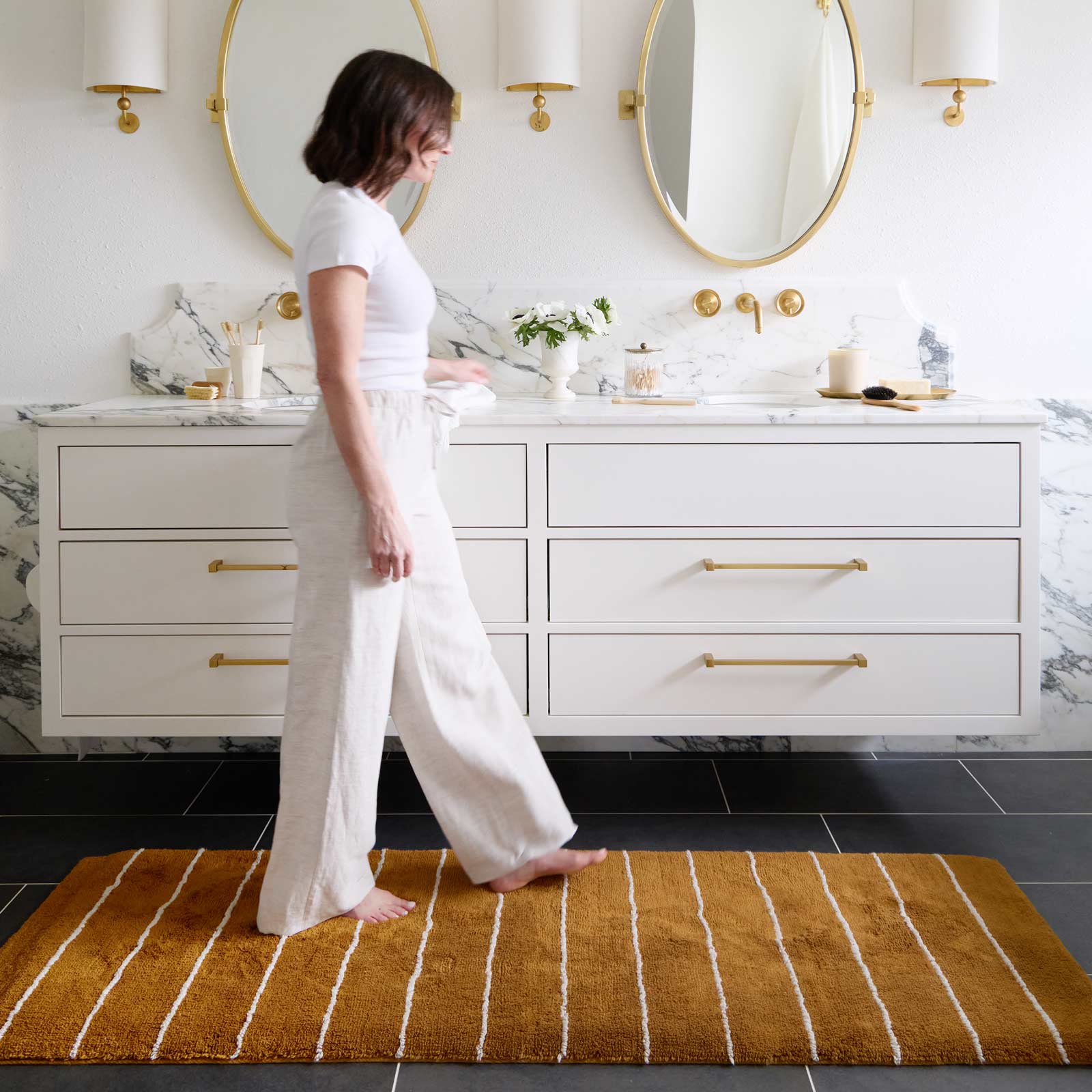 Premium Soft Absorbent Bath Mat - Non-Slip Memory Foam Bathroom Rug for Safety & Comfort | Darby | Perfect for Bathroom, Shower & Spa Relaxation
