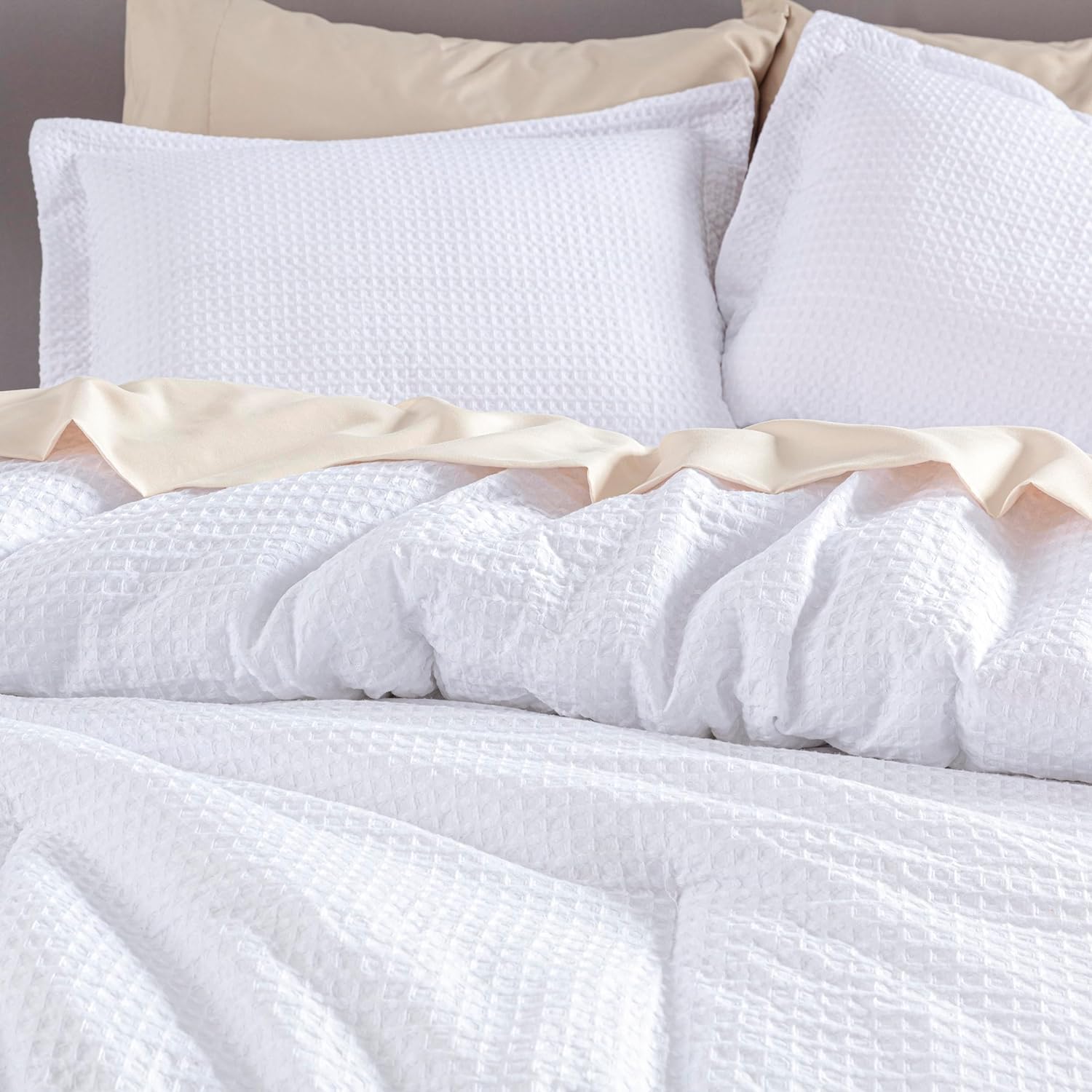 Chezmoi Collection Wilmer 3-Piece Waffle Weave Comforter Set - Soft & Cozy All-Season Queen Size Bedding in White for Bedroom Decor & Guest Room Comfort