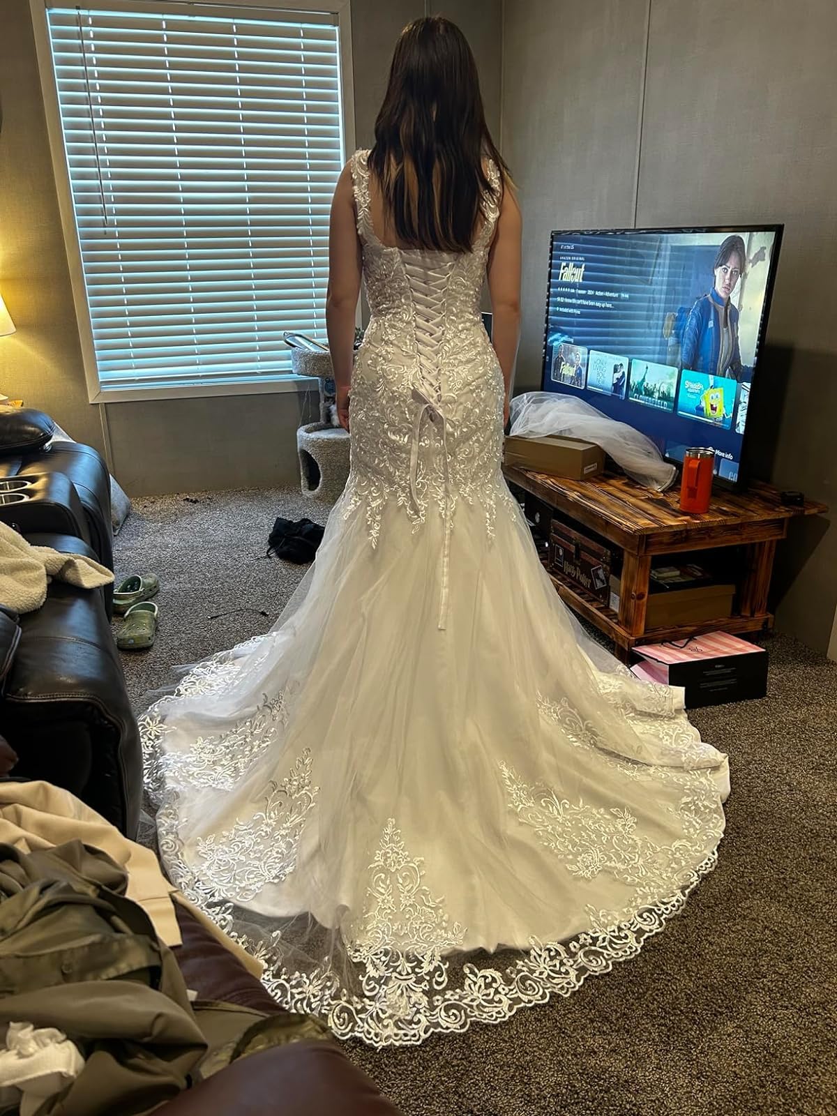 Elegant Lace Applique Wedding Dress for Bride - Spaghetti Straps Mermaid Bodycon Bridal Gown with Train - Perfect for Beach, Church, and Formal Weddings