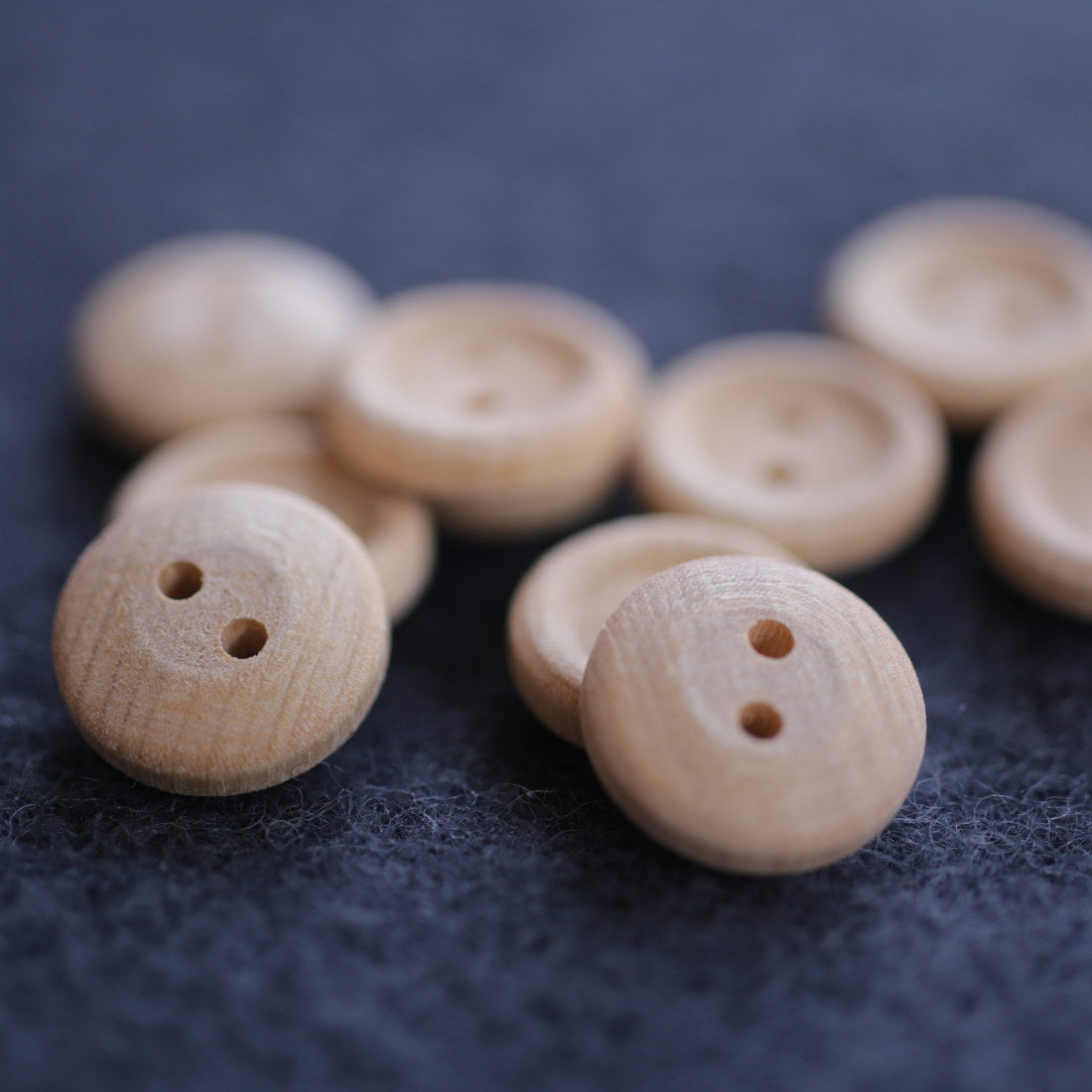 10pcs Natural Wooden Buttons for Sewing & Crafts - DIY Clothing, Scrapbooking, Home Decor & Gifts