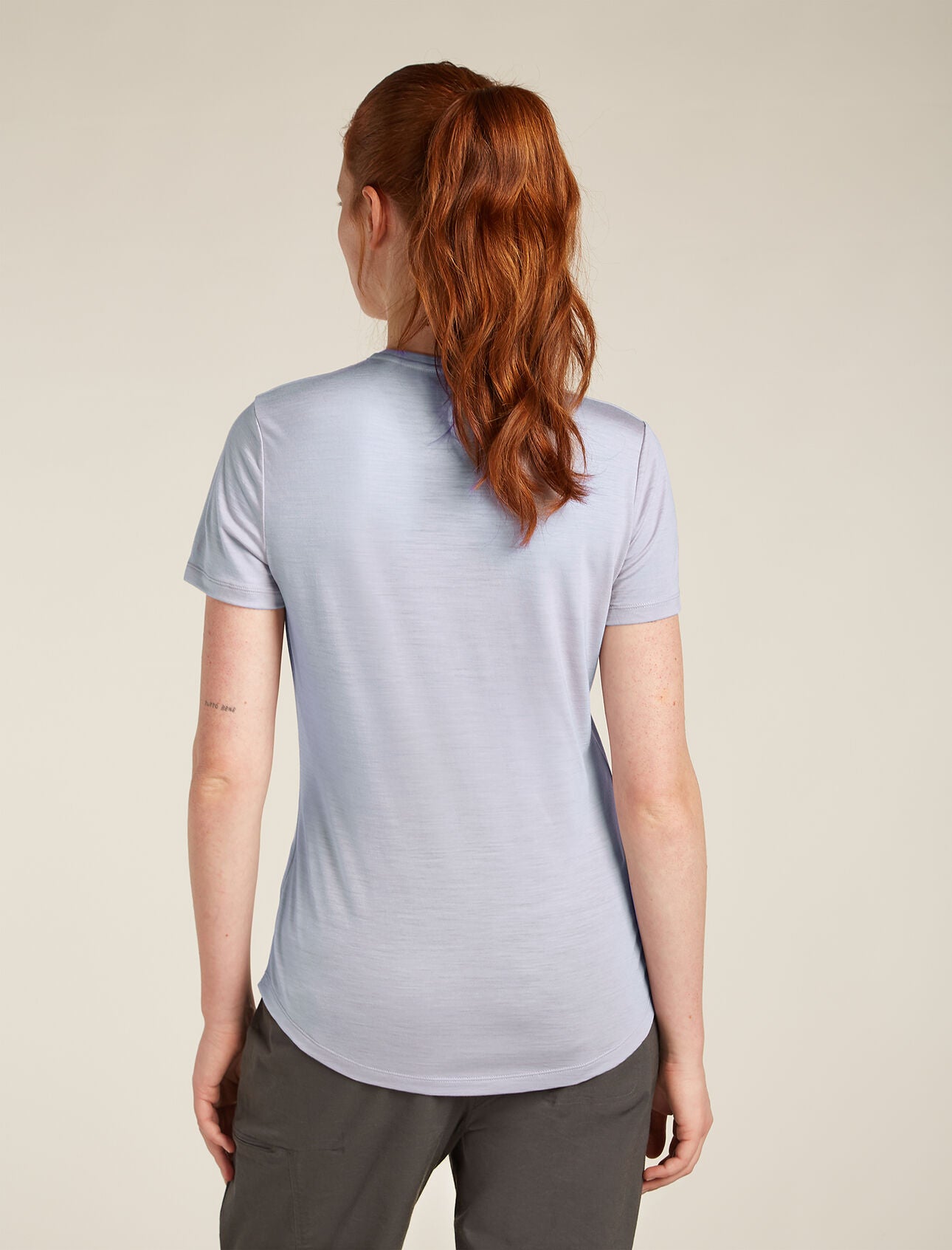 Icebreaker Sphere III SS Tee Women's - Merino Wool Short Sleeve Shirt for Hiking, Travel & Outdoor Activities