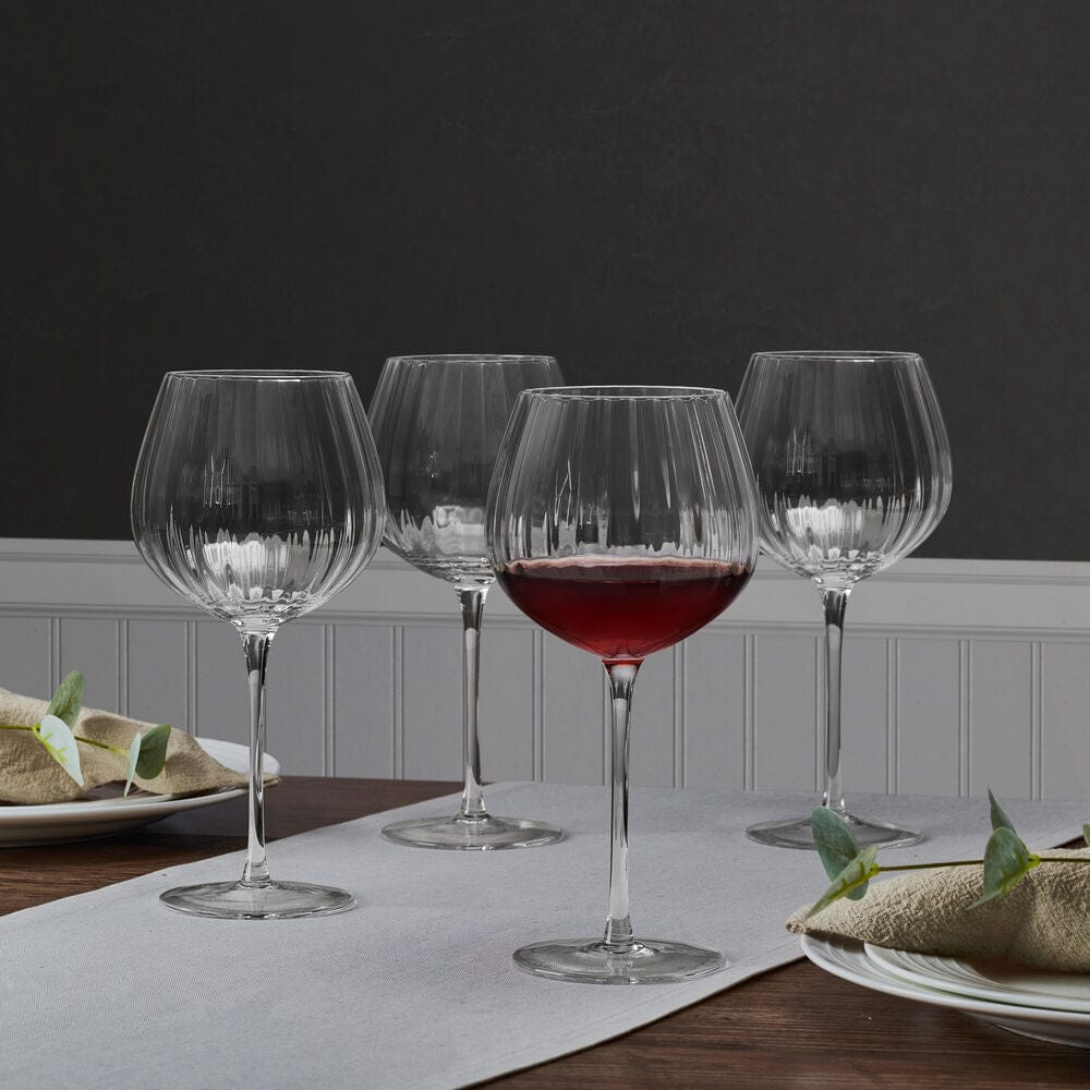 Premium Set of 4 Crystal Clear Red Wine Glasses - Elegant Stemware for Cabernet, Merlot & Pinot Noir - Perfect for Dinner Parties, Romantic Dates & Wine Tasting Events