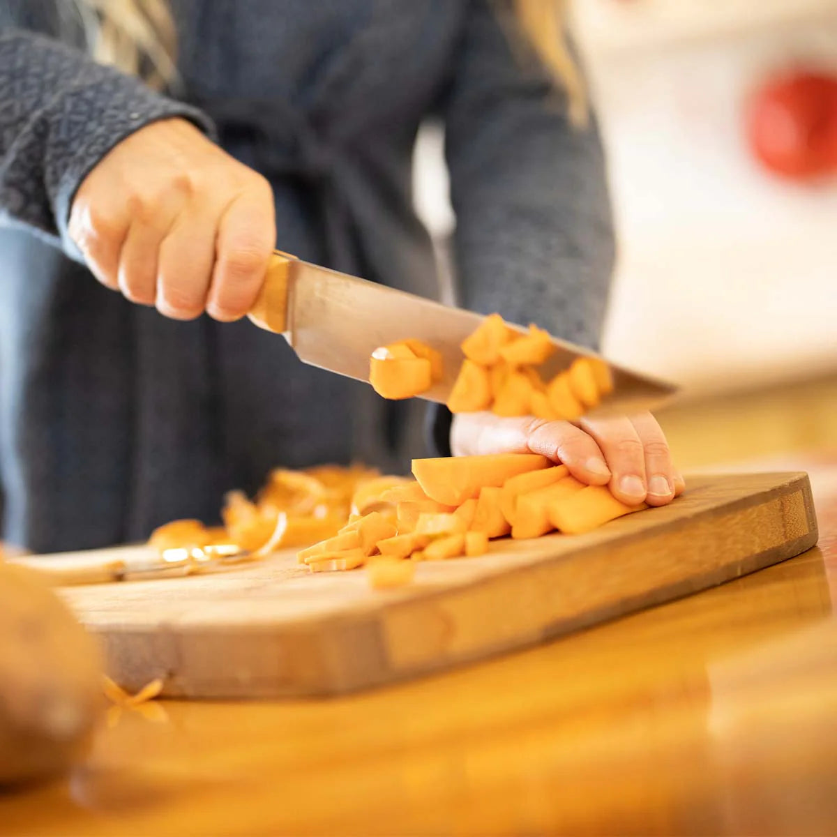 Opinel Parallele 8 Chef Knife - High Carbon Stainless Steel Kitchen Knife for Professional Chefs & Home Cooking - Perfect for Slicing, Dicing & Chopping Vegetables, Meat & Fruits