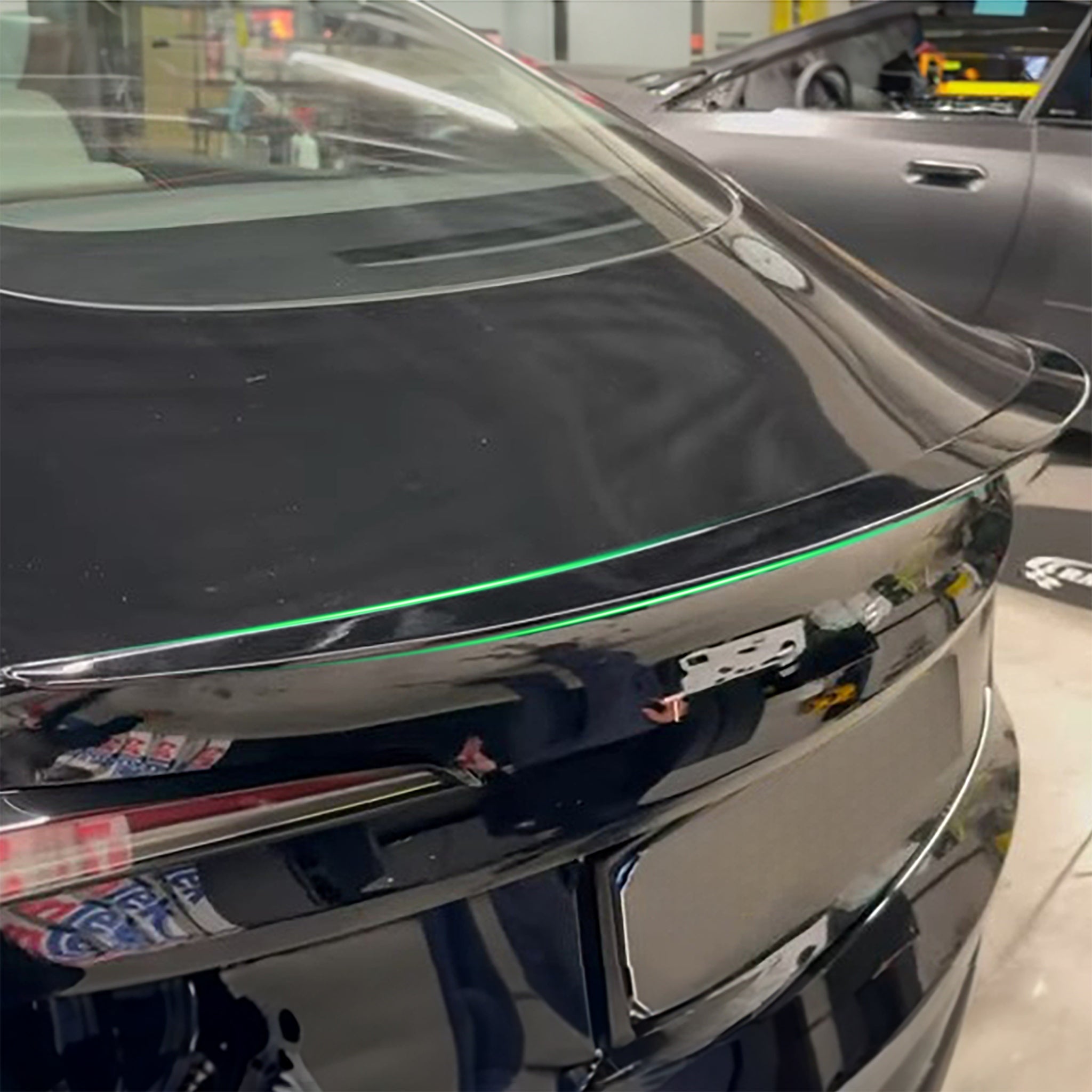 High-Performance Rear Spoiler for Tesla Model 3 Highland 2024+ - Carbon Fiber Trunk Lip Wing - Enhance Aerodynamics & Sporty Look - Perfect for Street Racing & Car Shows