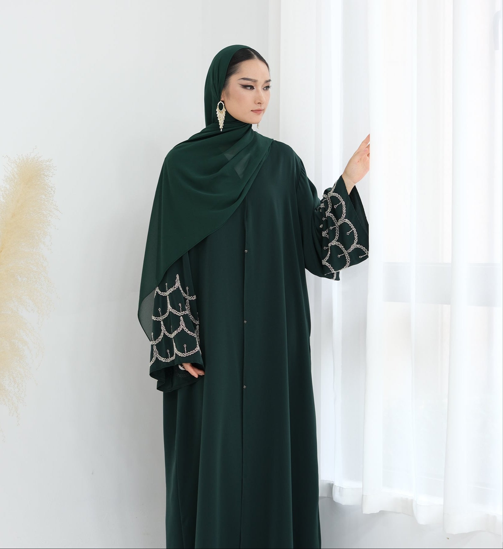 Irssane Nida Open Abaya Kimono - Elegant Emerald Green Muslim Prayer Dress for Women | Perfect for Prayer, Mosque, and Special Occasions