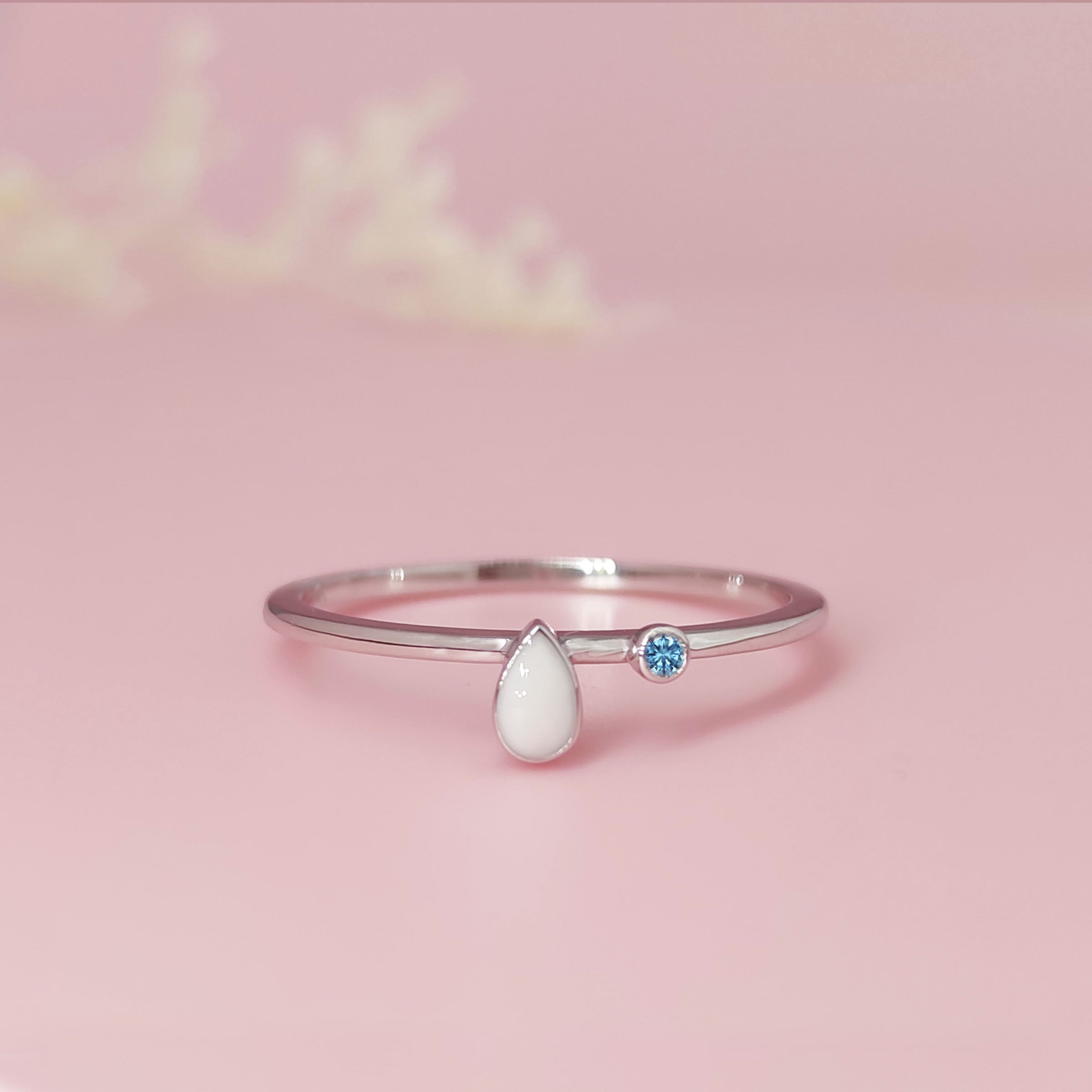 Breast Milk Jewelry Ring - Personalized Keepsake for Moms - Perfect for Memorializing Precious Moments with Baby