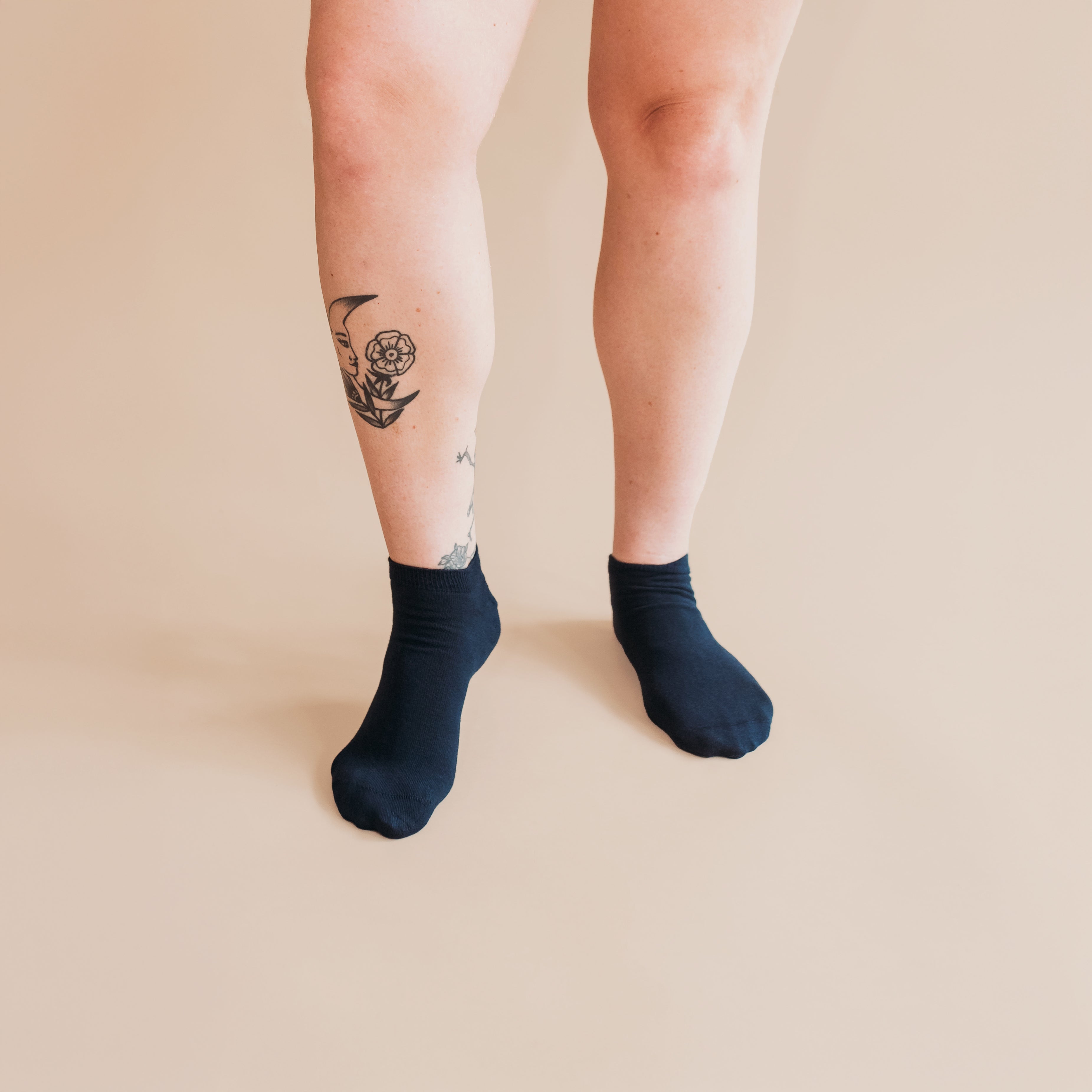 Premium 4-Pack Organic Cotton Ankle Socks for Women & Men - 98% Cotton Lightweight Everyday Socks for Work, Running & Casual Wear