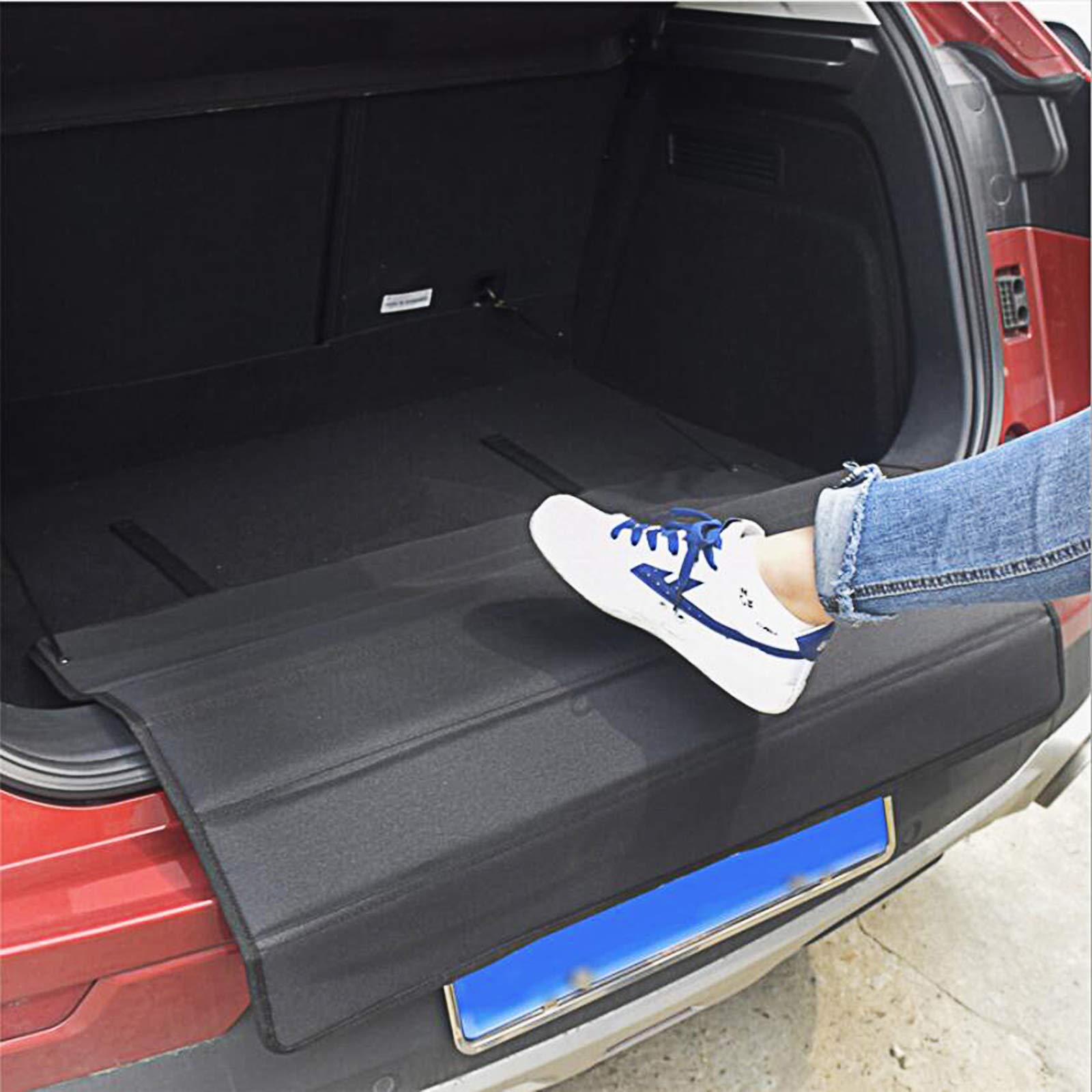 OTOEZ Universal Foldable Car Bumper Guard & Truck Rear Bumper Protector - Heavy Duty Trunk Mat Cargo Liner Floor Mat for Pickup Trucks, SUVs, Vans - Scratch Protection & Loading Assistance for Outdoor Adventures, Moving, Camping