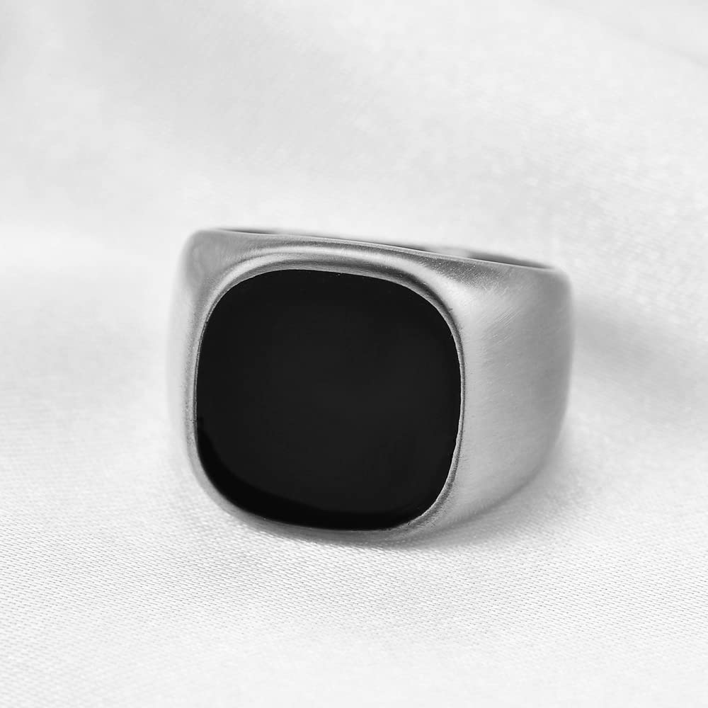 VQYSKO Stainless Steel Signet Rings for Men & Women - Solid Polished Biker Ring in Silver, Gold & Black | Perfect Gift for Dad, Boyfriend & Loved Ones (Sizes 4-15) | Ideal for Weddings, Parties & Everyday Wear