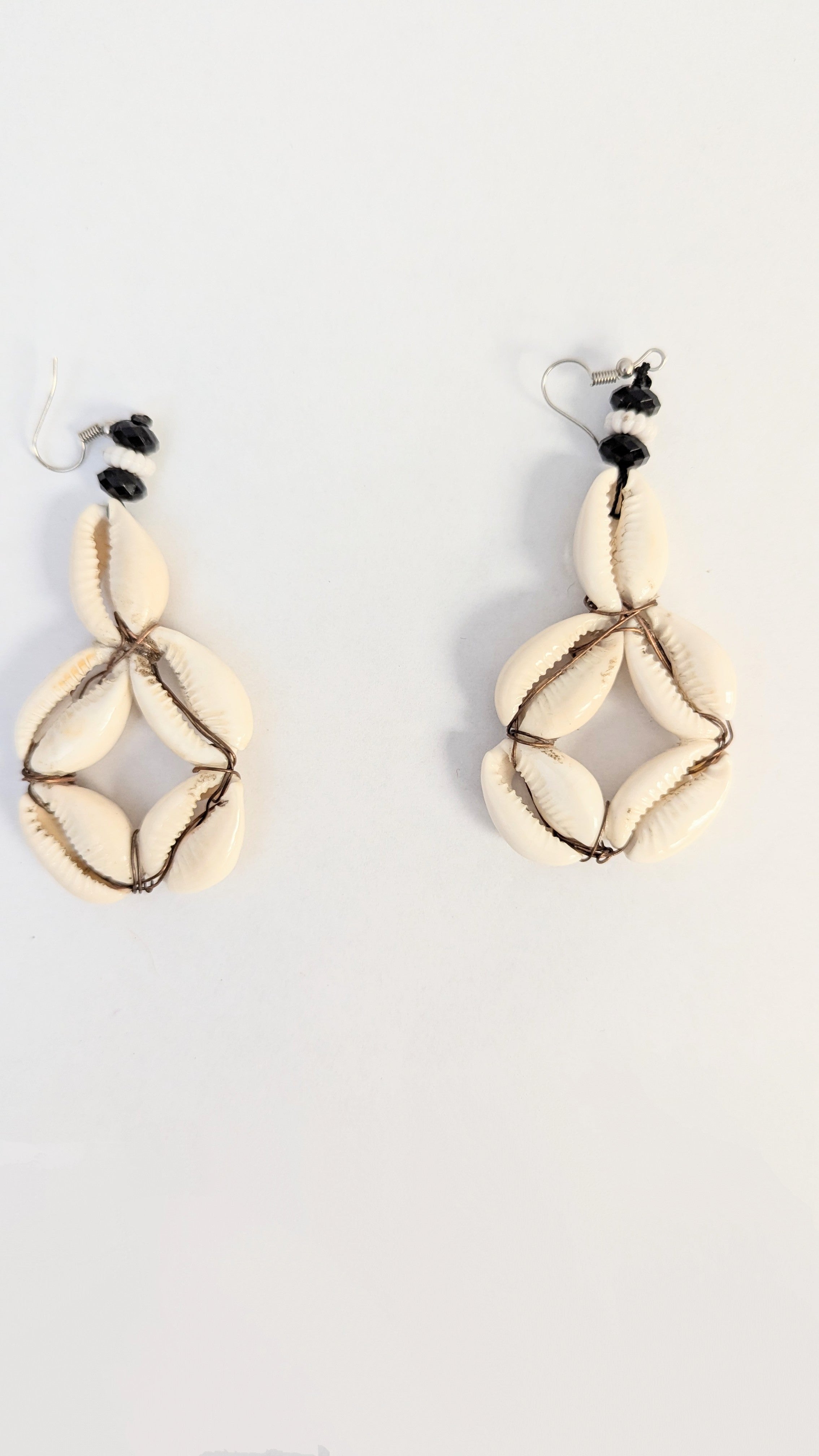 Dupsie's Kaya Elegance African Cowry Shell Earrings DPJACE33 - Handmade Tribal Jewelry for Women, Boho Chic Accessories for Parties, Weddings & Cultural Events