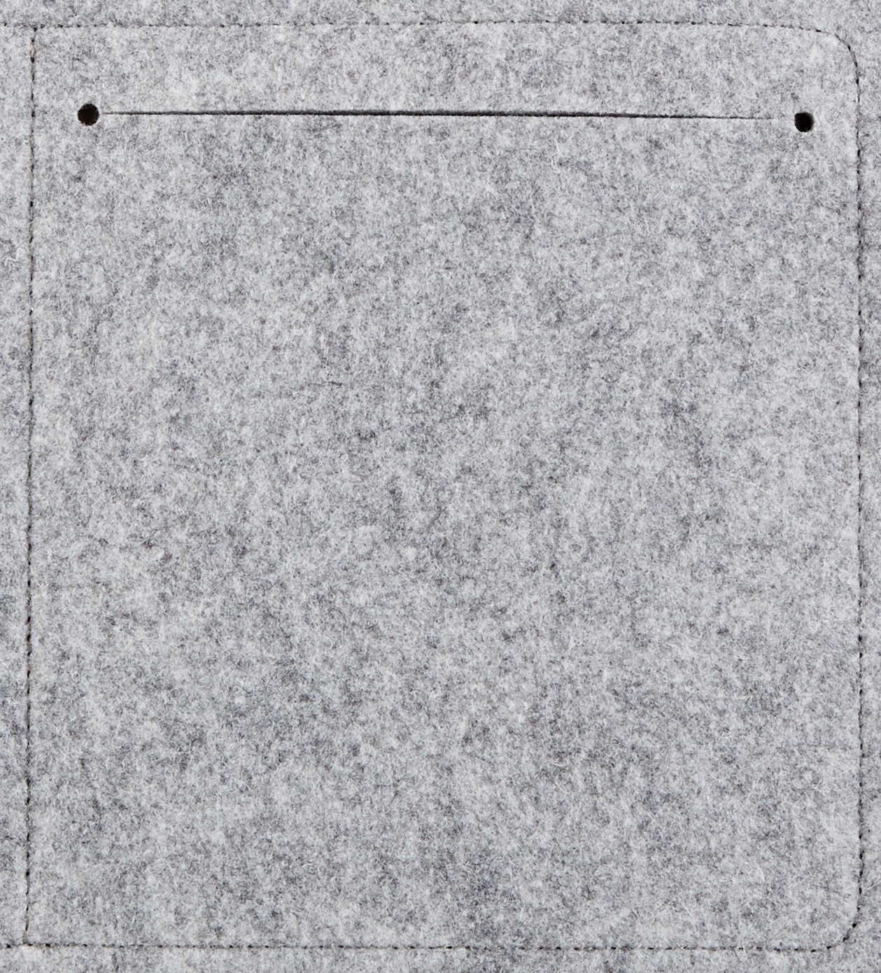 Amazon Basics 13 Inch Felt MacBook Laptop Sleeve Case - Light Grey Protective Cover for MacBook Air & Pro - Perfect for Travel, Office & School Use