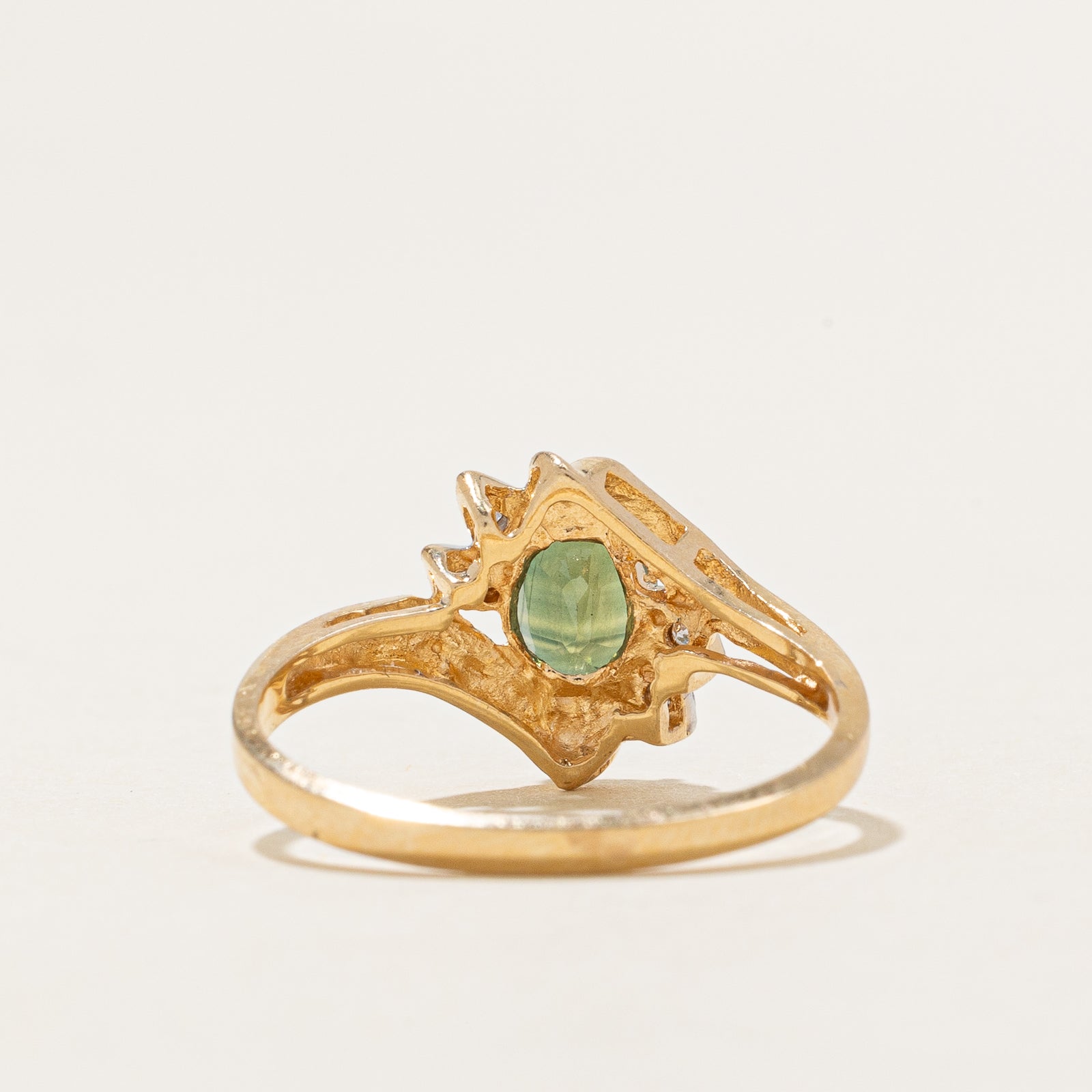 Exquisite 0.90ct Green Sapphire & Diamond Bypass Ring (0.03ct Diamonds) - Size 7 | Elegant Engagement, Wedding, or Anniversary Jewelry Gift for Women