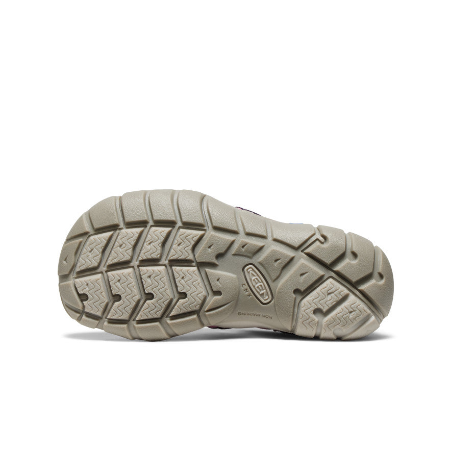 Little Kids' Seacamp II CNX Water Shoes - Daisies/Marina Color - Comfortable & Non-Slip for Beach, Pool & Outdoor Play