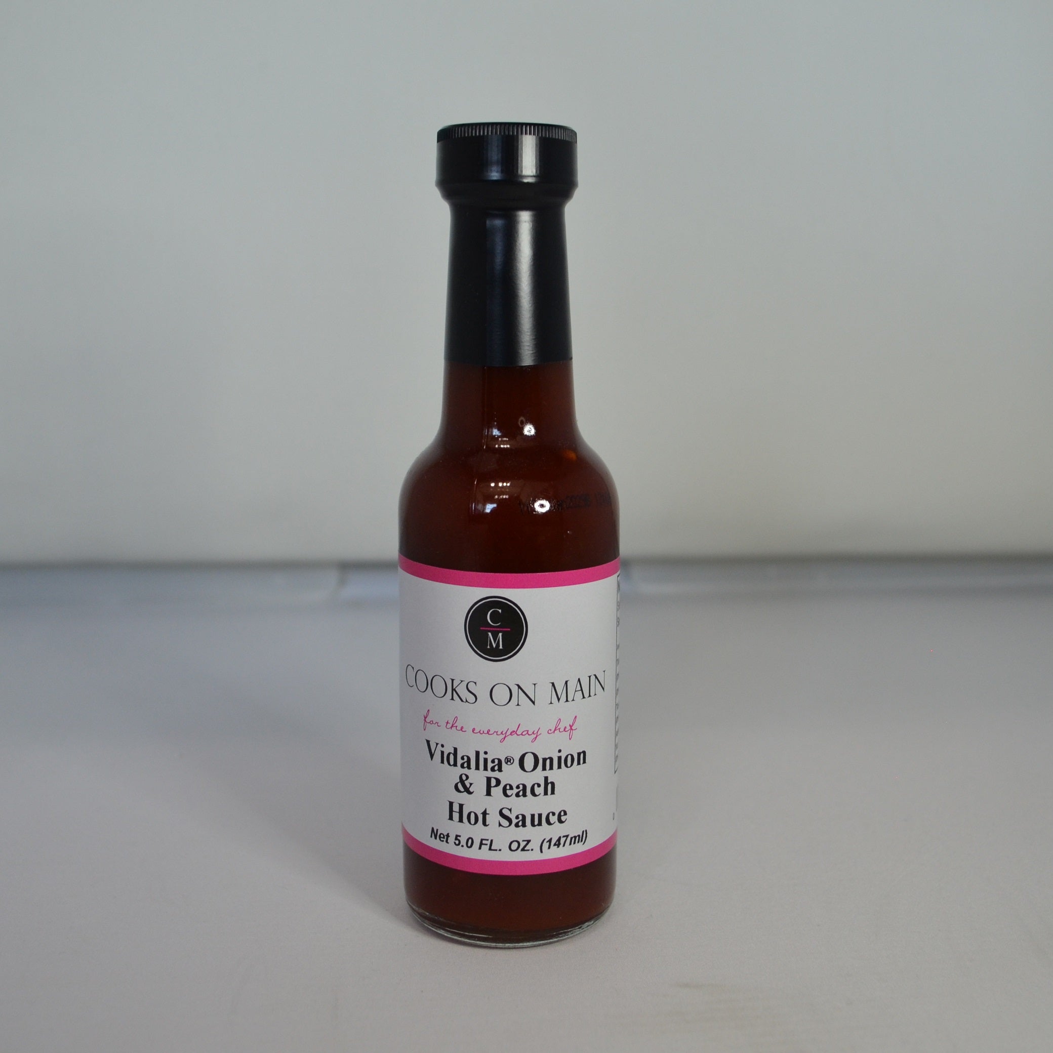 Spicy Vidalia Onion & Peach Hot Sauce - Sweet & Tangy Gourmet Condiment for BBQ, Wings, Tacos & Seafood Dishes
