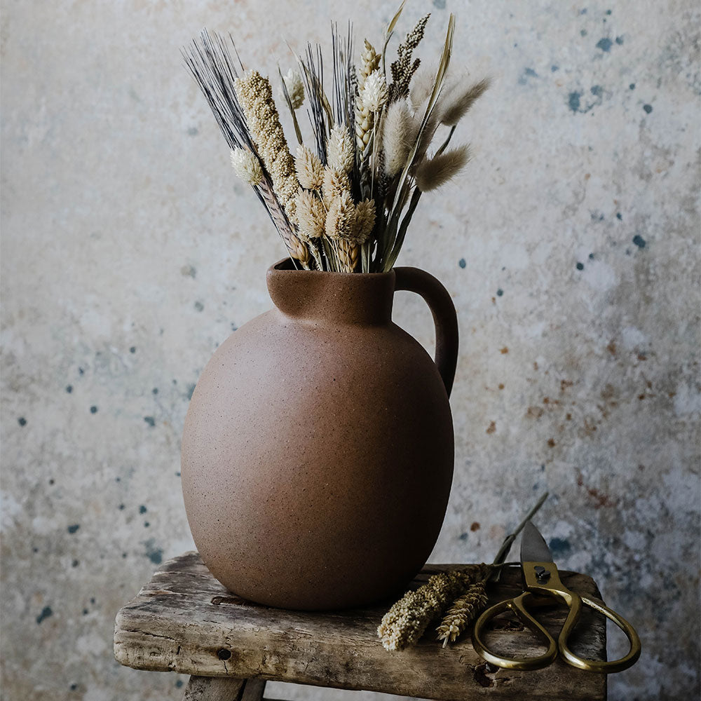 Ceramic Terracotta Water Pitcher - Handcrafted Clay Jug for Chilled Beverages, Iced Tea & Lemonade - Perfect for Outdoor Picnics, Parties & Farmhouse Decor