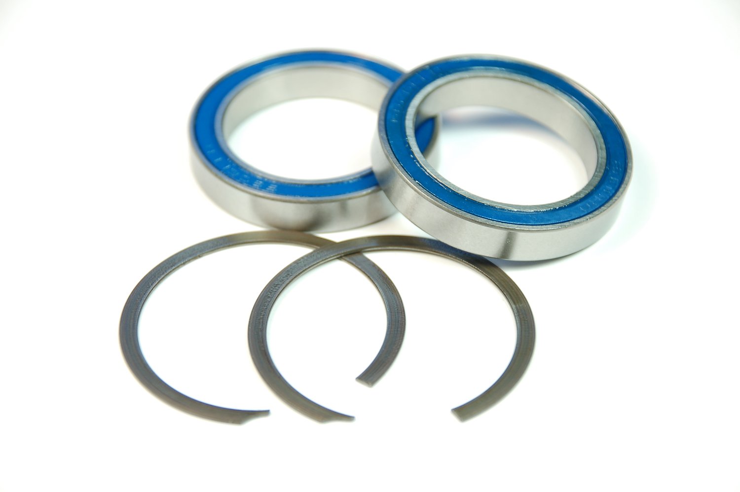 Wheels Manufacturing BB30 Bearing and Clip Kit - High Performance Bike Bottom Bracket Replacement for Road & Mountain Bikes - Perfect for Cycling Maintenance and Upgrades