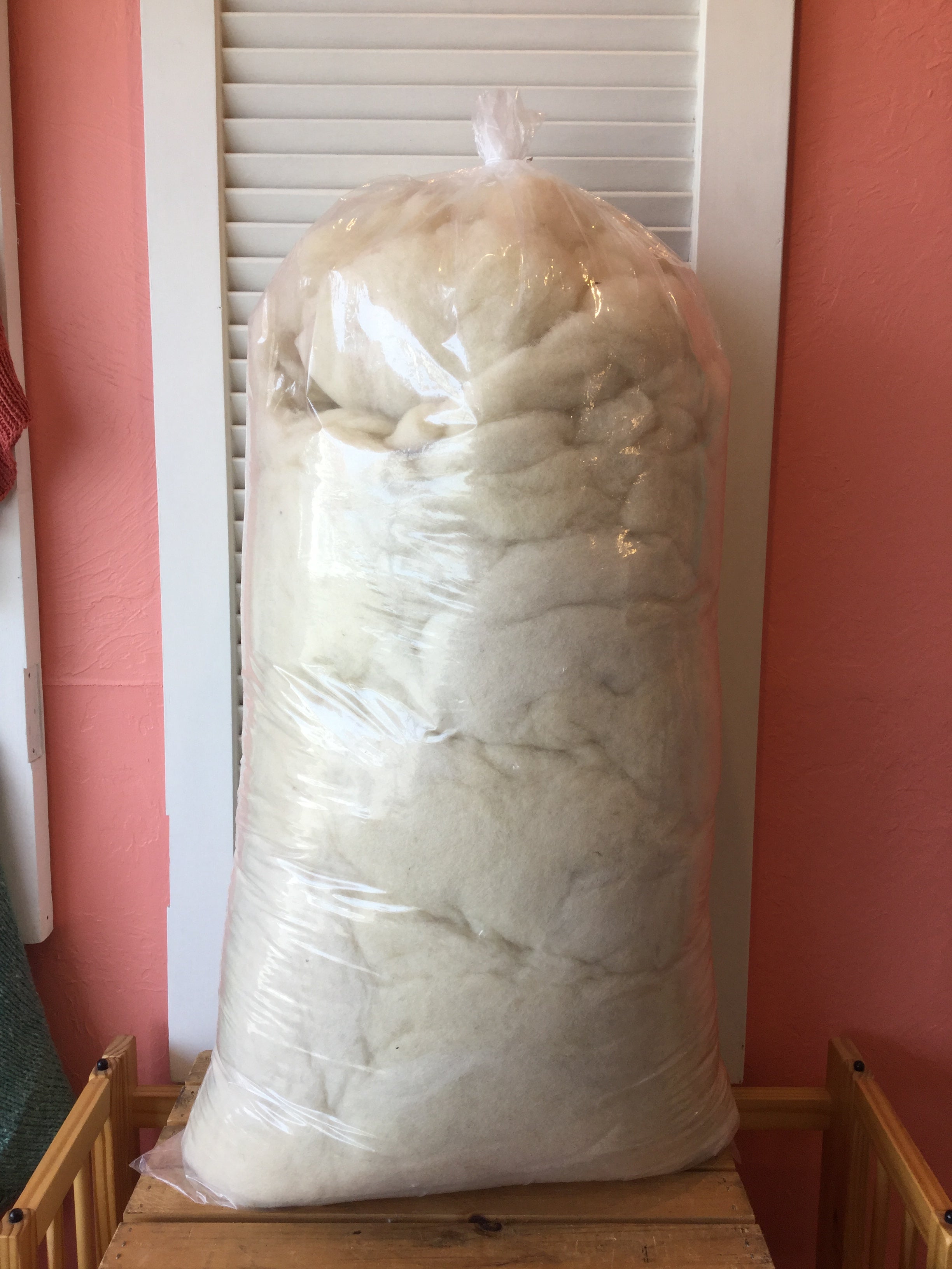 Premium Wool Bulk Batting Roving for Felting, Spinning & Crafting – Natural Fiber for DIY Projects, Home Decor & Textile Art