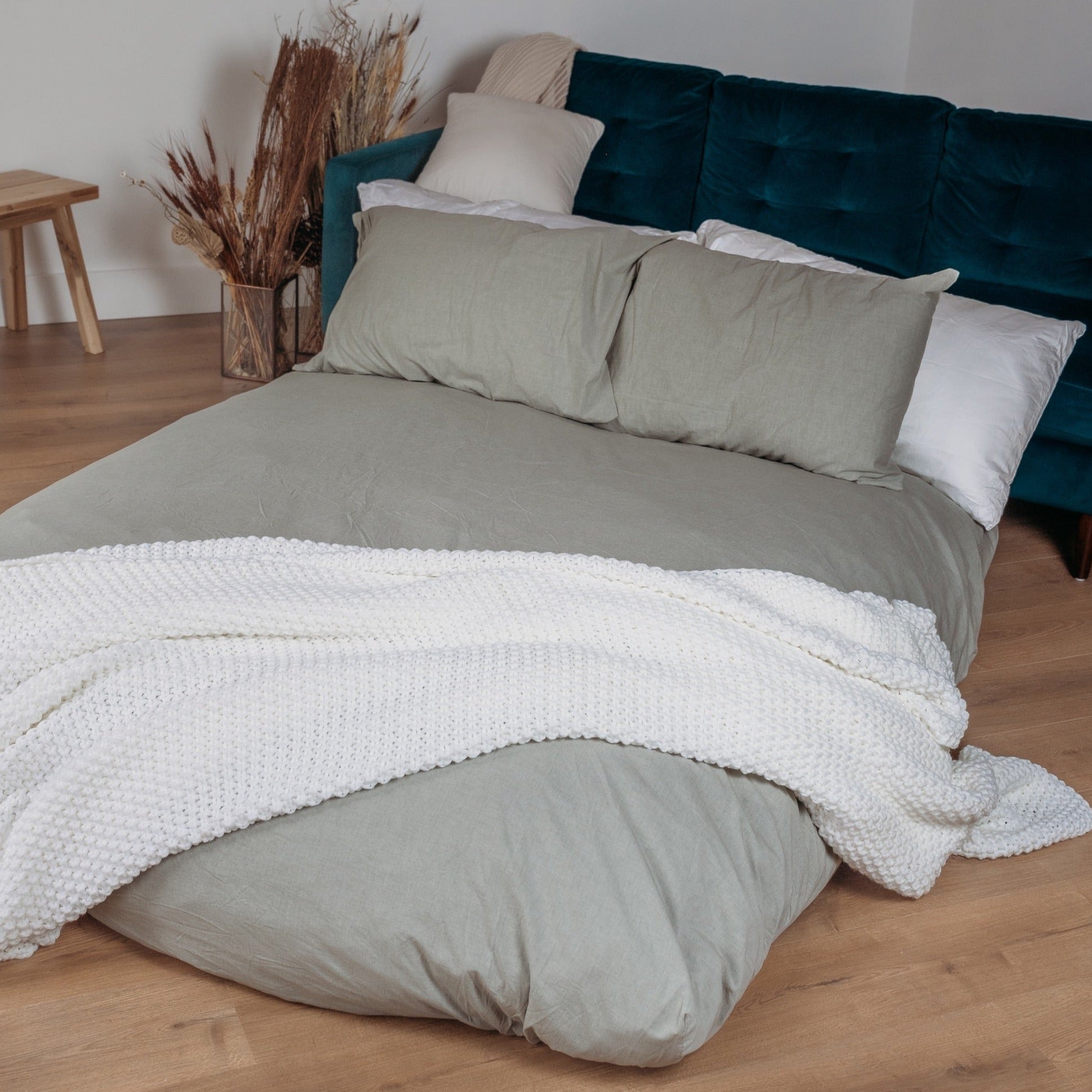 Premium Full Chenille Bean Bag Chair - Ultra Soft & Comfortable for Kids, Teens & Adults - Perfect for Living Room, Bedroom, Dorm or Game Room - Stylish & Cozy Seating Solution