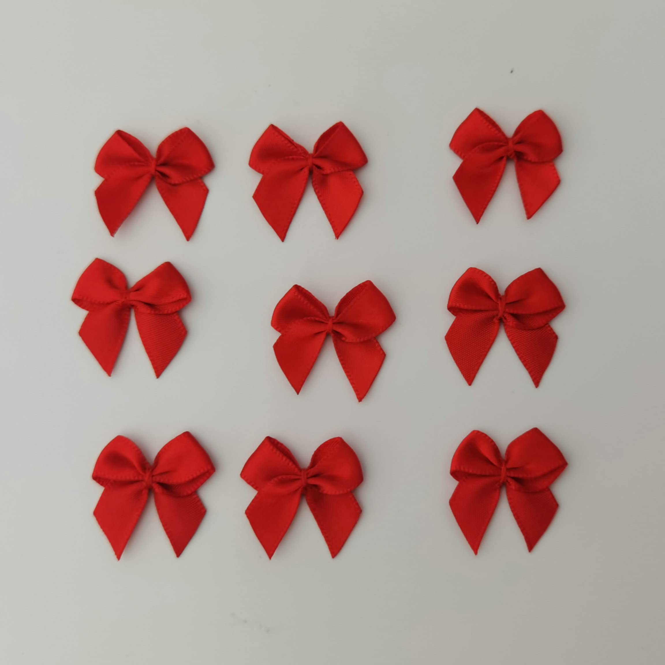 50pcs 1.2-Inch Mini Red Satin Ribbon Bows for Crafts, Gift Wrapping, Sewing, Scrapbooking - Perfect for DIY Projects, Party Decorations & Wedding Favors