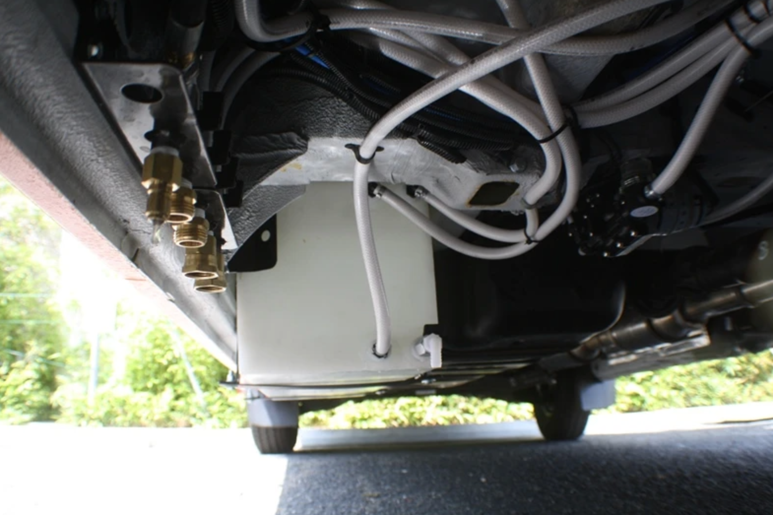 22 Gallon Polyethylene Water & Waste Tank for Sprinter Van - Portable RV, Marine & Camping Storage Solution