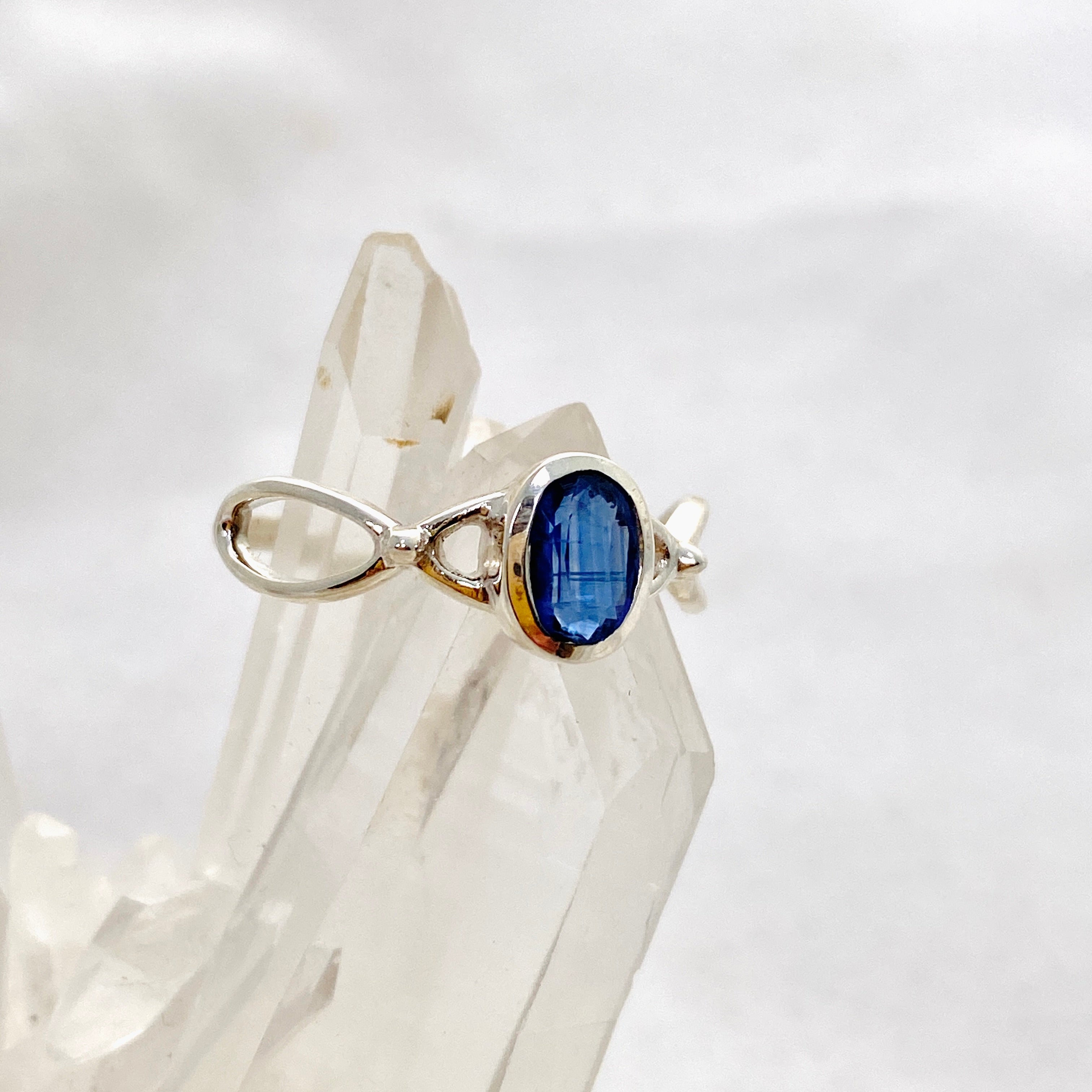 Blue Kyanite Oval Faceted Ring - Size 8.5 Sterling Silver Jewelry for Women - Perfect for Wedding, Anniversary & Special Occasion Gifts
