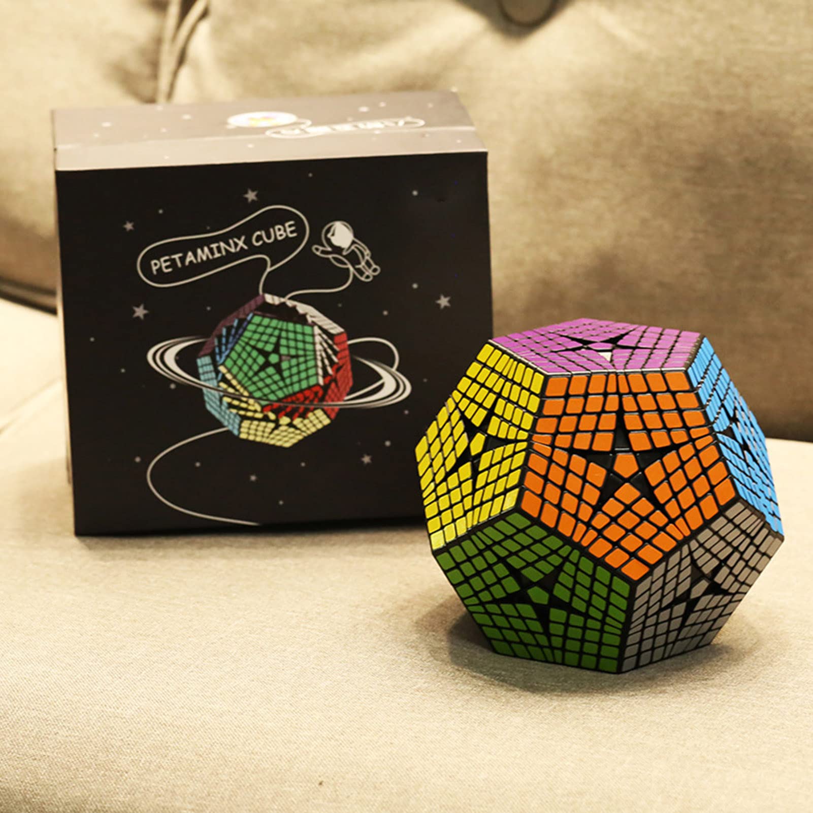 Megaminx Speed Cube Black Sticker - Professional Dodecahedron Magic Cube 3D Puzzle Toy for Kids & Adults - Perfect for Christmas, Birthday Gifts & Brain Teaser Challenges