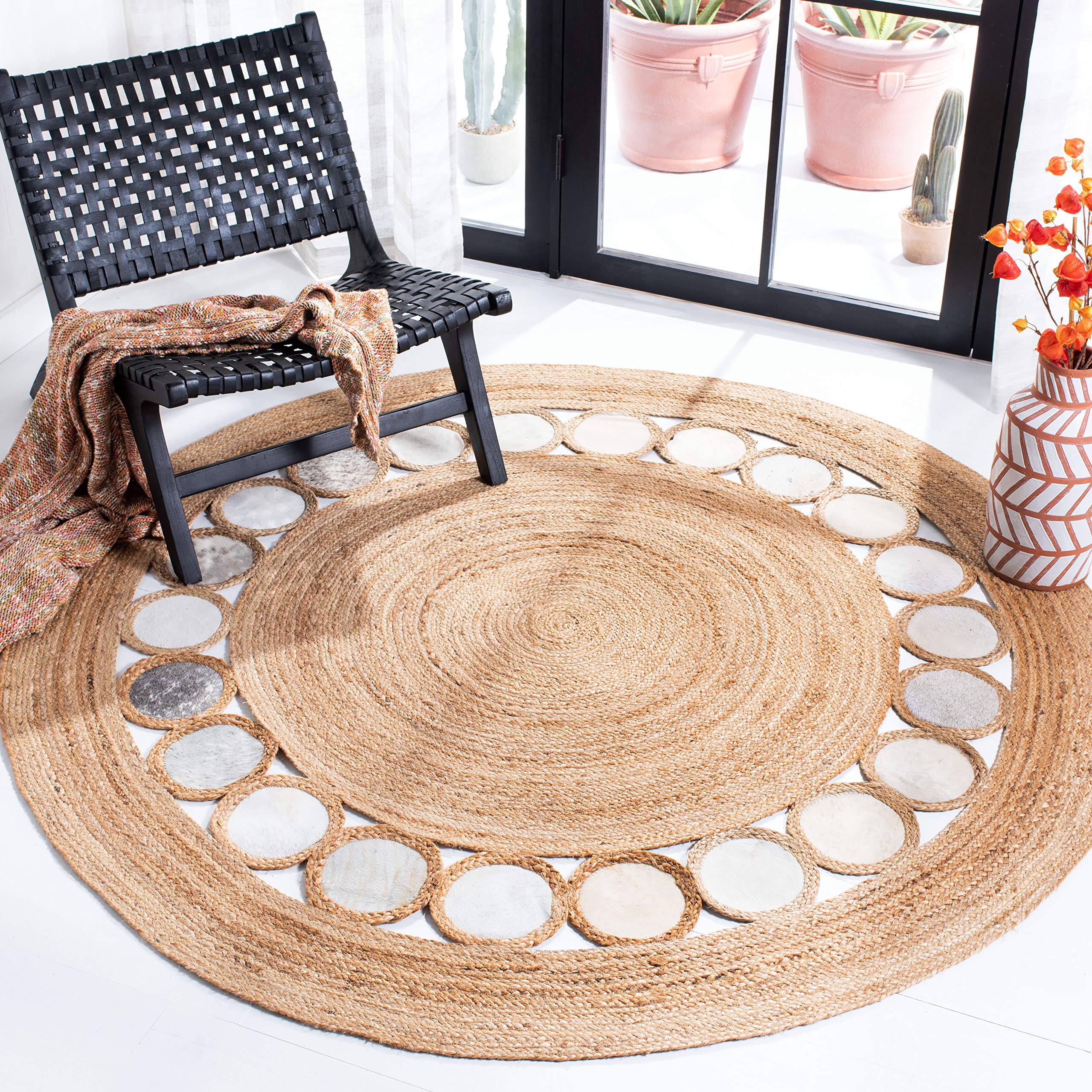 SAFAVIEH Natural Fiber Round Collection 6' Round Beige/Grey NF370F Handmade Boho Woven Jute & Leather Area Rug - Perfect for Living Room, Bedroom, or Boho Chic Home Decor
