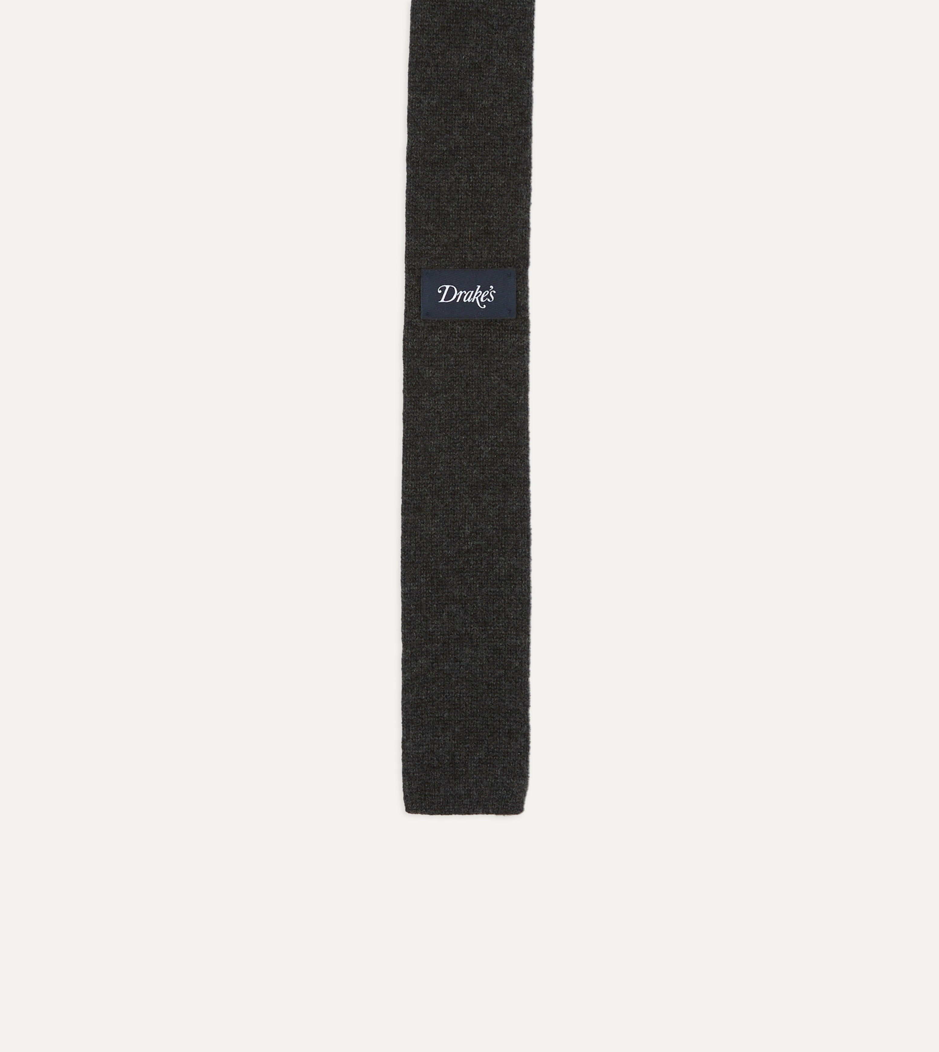 Luxury Grey Cashmere Cable Knit Tie for Men - Soft & Warm Winter Fashion Accessory - Perfect for Weddings, Business Meetings & Formal Events
