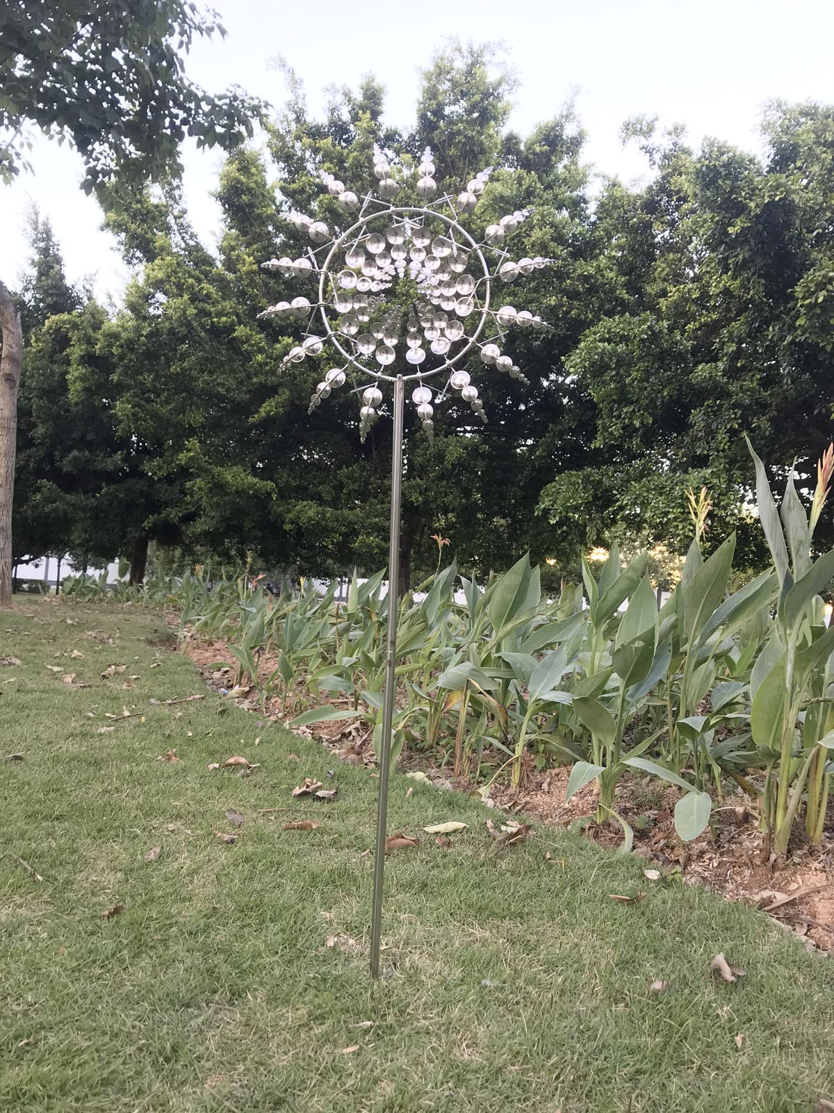 4PCS Unique 3D Metal Windmill Kinetic Sculpture - Solar Powered Wind Spinner for Yard, Garden, Lawn Decoration | Outdoor Art Decor for Patio, Backyard, Landscape Design