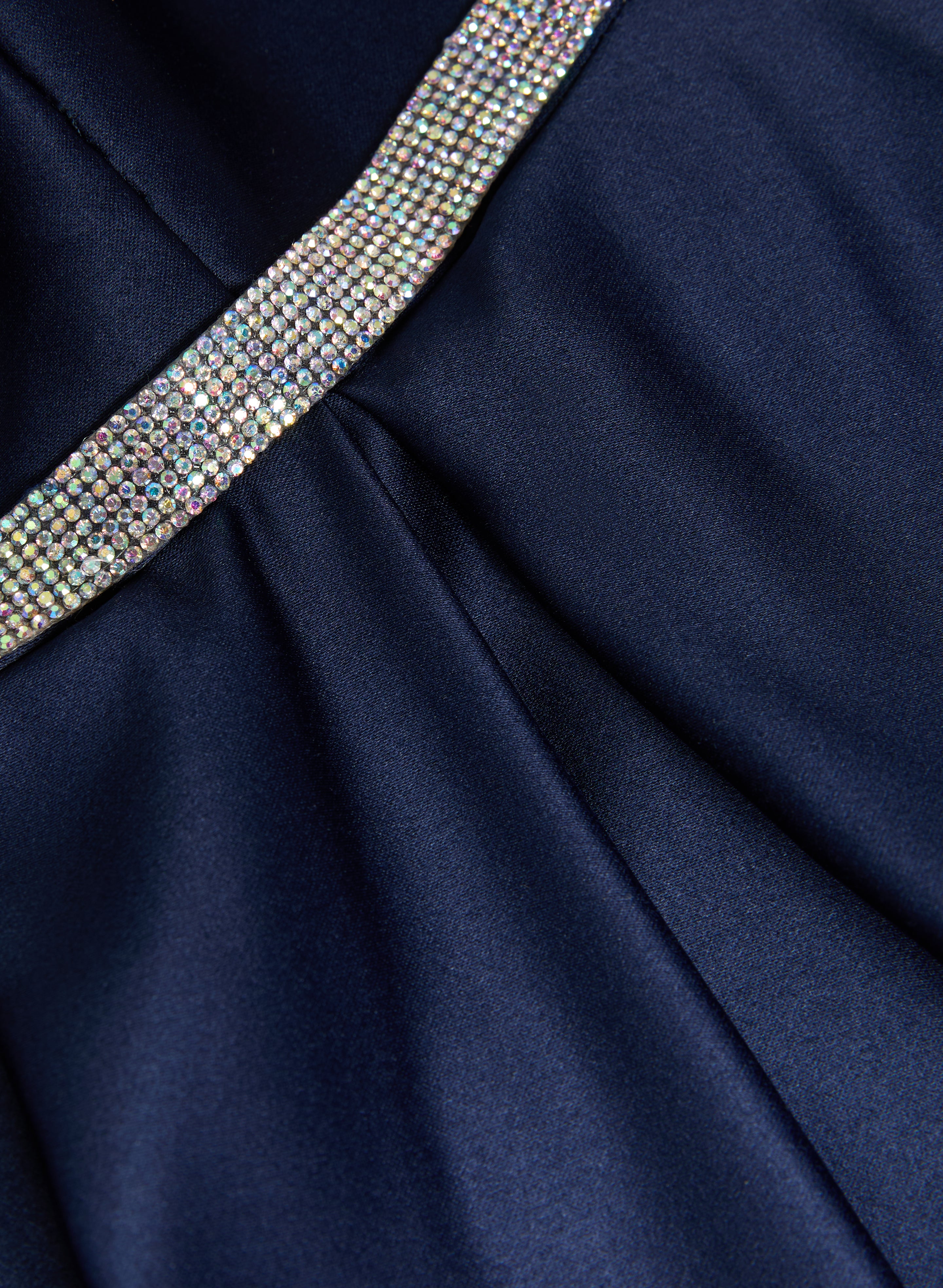 Elegant Crystal Embellished Satin Evening Gown for Women - Perfect for Prom, Wedding & Formal Events
