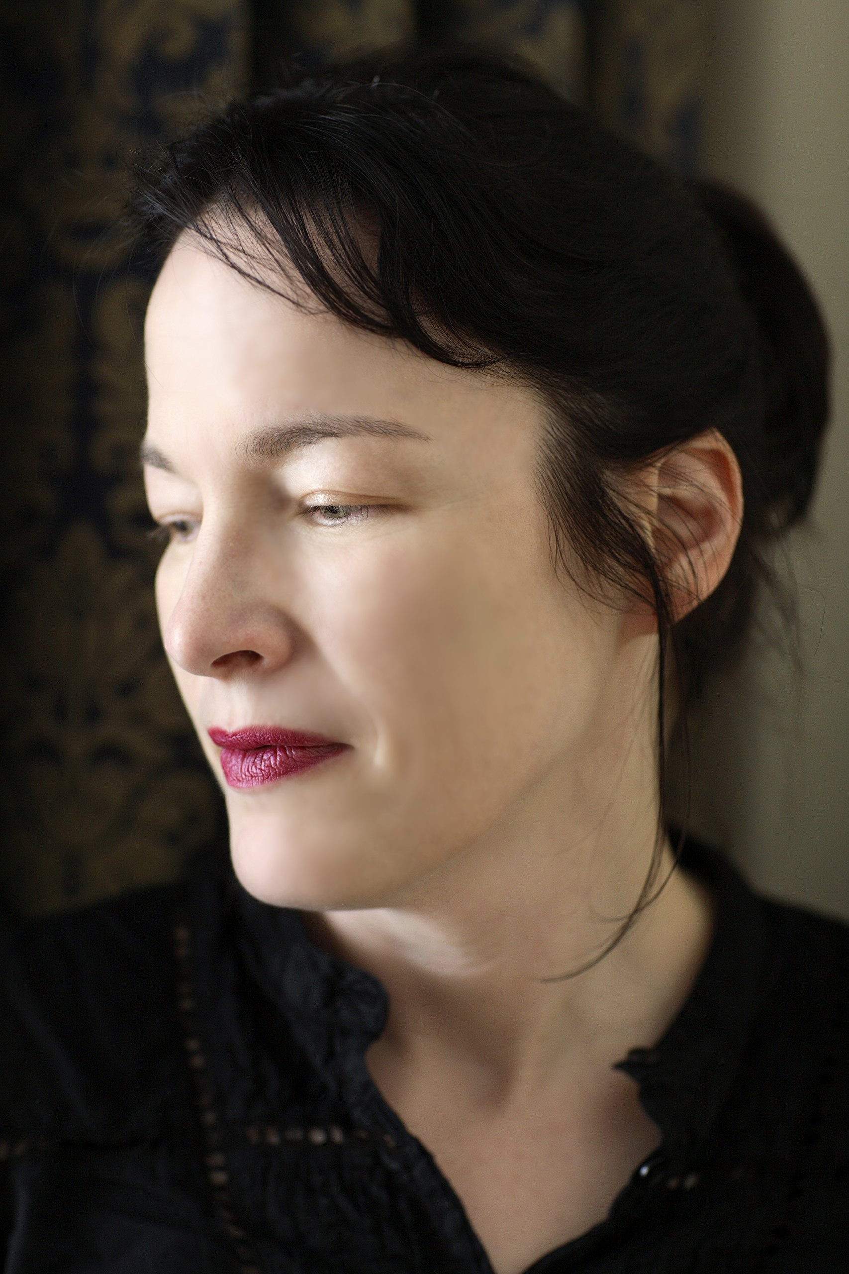 The Lovely Bones by Alice Sebold - Bestselling Novel About Life After Loss | Perfect for Book Clubs & Grief Support