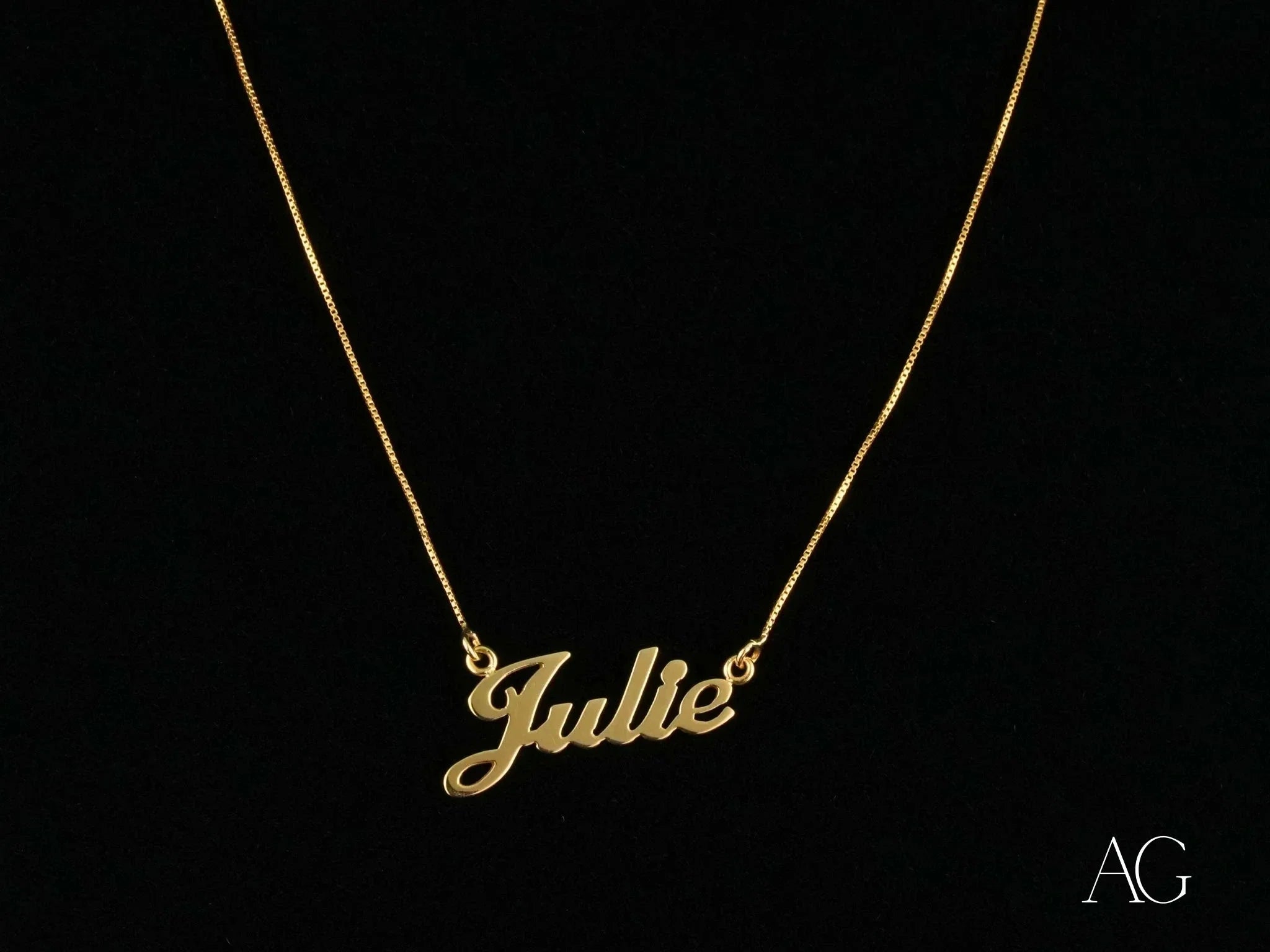 Golden Signature Necklace for Women - Personalized Nameplate Pendant Jewelry Gift for Her | Perfect for Anniversaries, Birthdays & Special Occasions