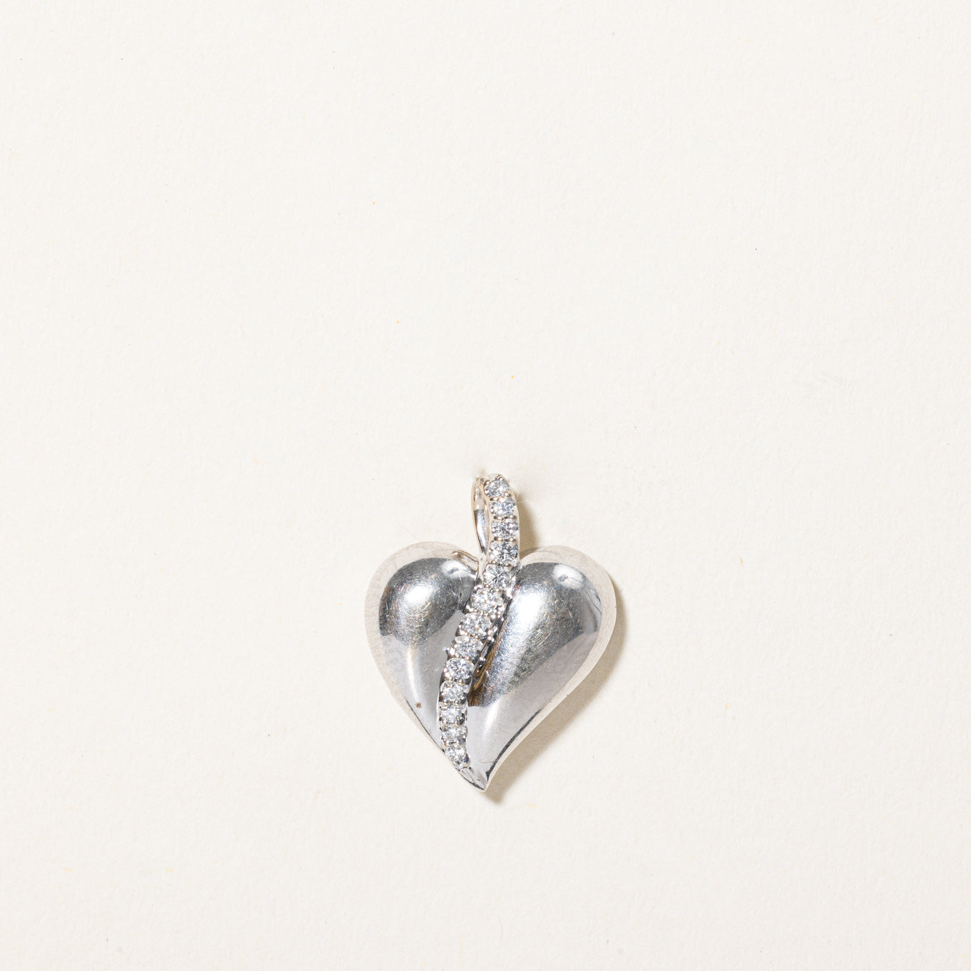 0.09ctw Diamond Puffed Heart Pendant Necklace - Elegant 14K Gold Jewelry for Women, Perfect Gift for Valentine's Day, Anniversary & Romantic Occasions