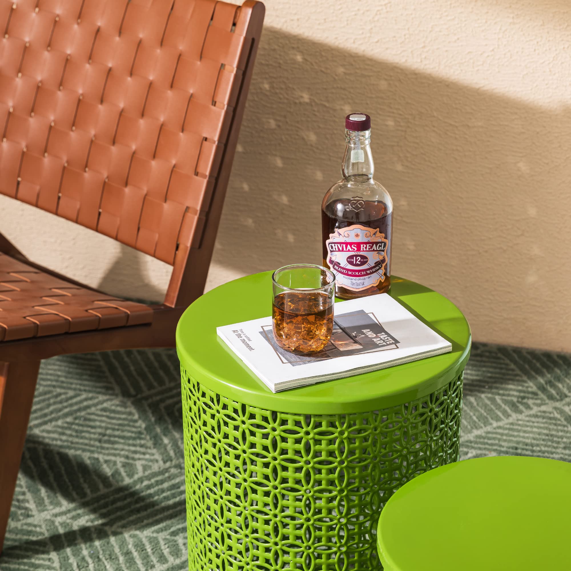 Glitzhome 2-Piece Outdoor Side Table Set - Heavy Duty Metal Frame Garden Stool for Indoor & Outdoor Use, Modern Glossy Green Accent End Table | Perfect for Patio, Deck, Poolside & Living Room Decor