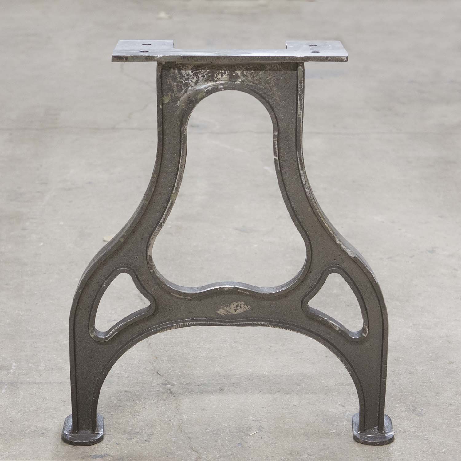 Heavy Duty Cast Iron Dining Table Legs 71cm x 62cm - YW CL 004 - Rustic Industrial Style Table Base for Kitchen, Restaurant & Outdoor Furniture