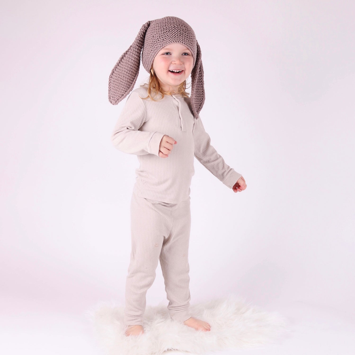 DIY Baby Bunny Ear Hat Knitting Kit - Soft Yarn for Easter, Baby Showers & Newborn Photography - Perfect for Easter Gifts, Holiday Crafts & Newborn Photo Props