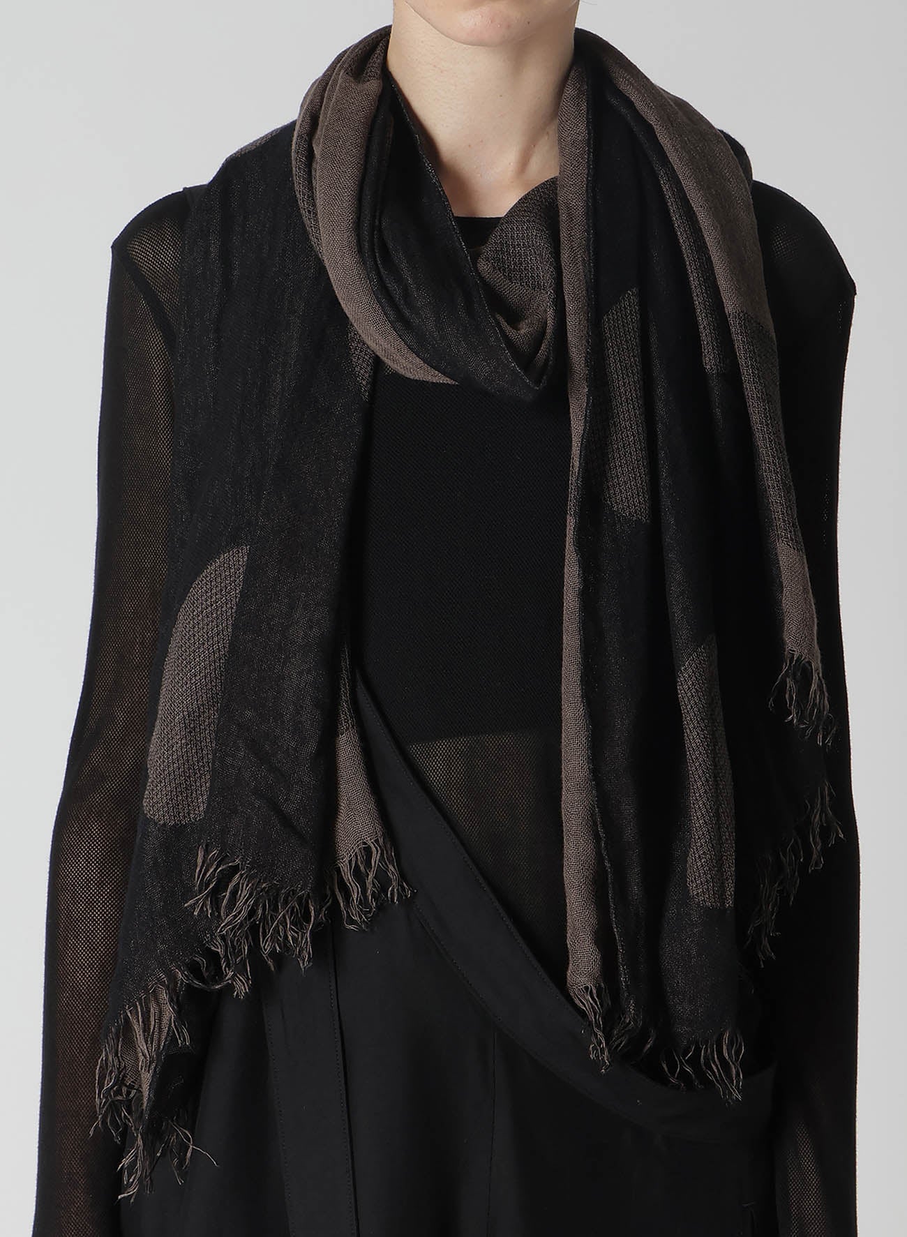 Stylish DOT Jacquard Scarf for Women - Soft Winter Fashion Accessory - Perfect for Cold Weather, Office Wear & Holiday Outfits