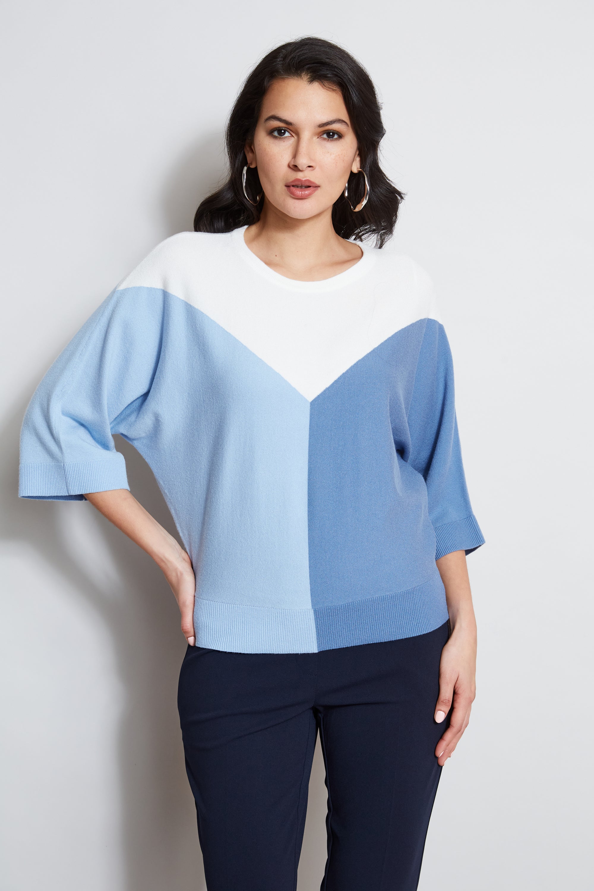 Tahari Women's Short Sleeve Color Block Sweater - Casual Knit Pullover for Fall & Winter, Office Wear & Weekend Outfits