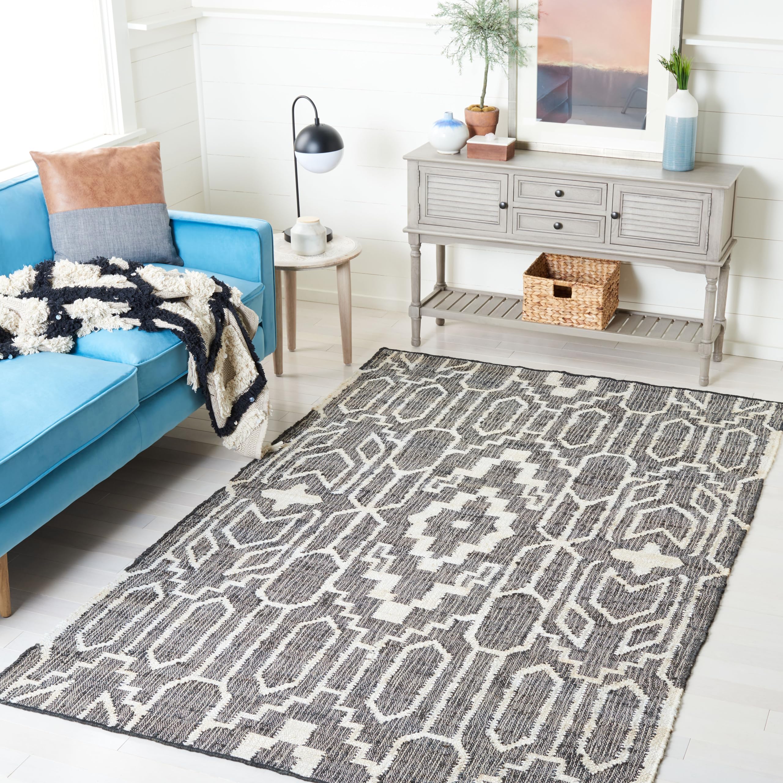 SAFAVIEH Handmade Jute Accent Rug 4' x 6' - Natural Fiber Collection in Black & Ivory | Non-Slip & Durable for High Traffic Areas | Perfect for Entryway, Living Room, Bedroom & Home Decor (NFB750Z)