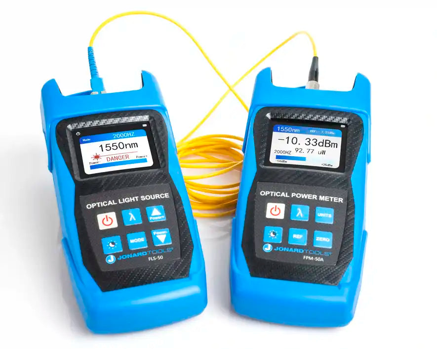 High-Power Optical Light Source with FC/LC/SC Adapters - Compatible with PC/UPC Connectors for Fiber Optic Testing, Network Maintenance & Telecom Installations