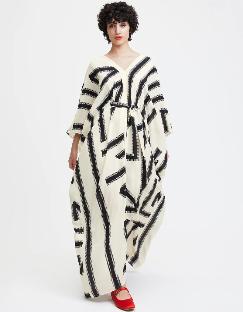 Elegant Black & White French Moss Kaftan - Boho Chic Loose Beach Cover Up for Women | Perfect for Summer Vacations, Pool Parties & Resort Wear