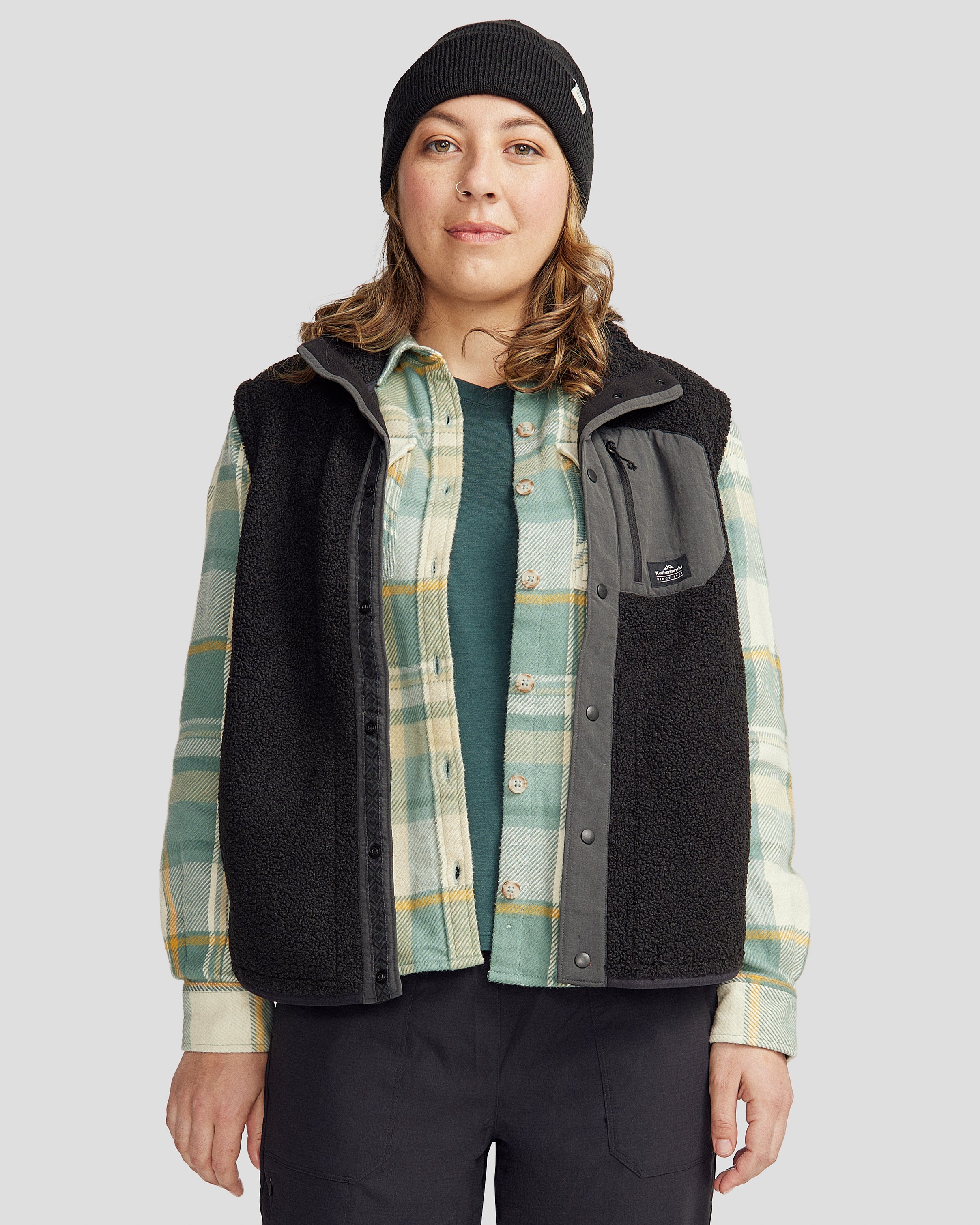 Women's Co Z High Pile Vest - Black Stingray Pattern Winter Warm Fleece Vest for Outdoor Activities & Casual Wear
