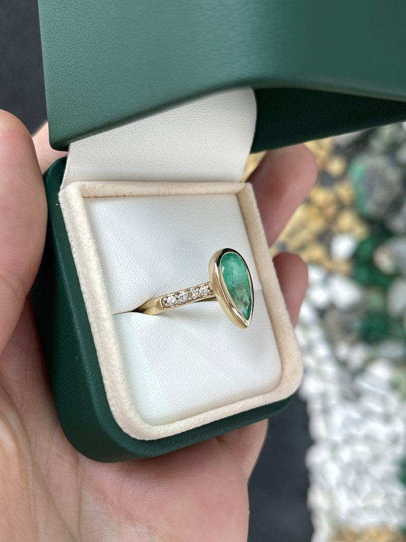 2.21tcw 14K Gold Pear Cut Emerald with Medium Green Diamond Accent Engagement Ring for Women - Perfect for Proposals, Anniversaries & Special Occasions