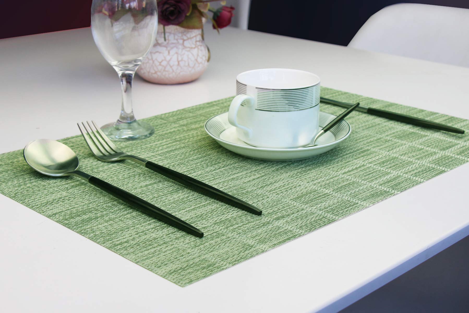 PIGCHCY Set of 6 Woven Heat-Resistant Placemats - Washable & Easy Clean Table Mats for Dining Room Decor (Pear Green) | Perfect for Farmhouse Style Kitchens, Rustic Dinner Parties & Holiday Table Settings