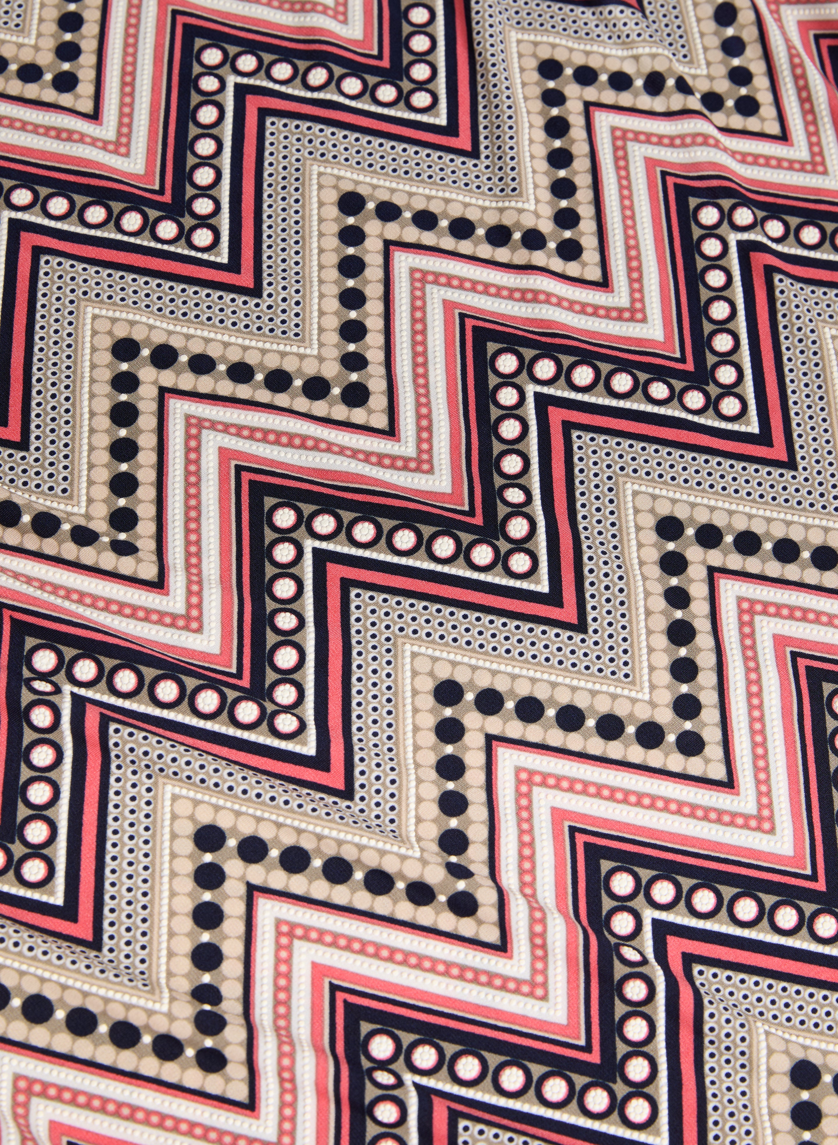 Chevron Print Dress for Women - Stylish V-Neck A-Line Summer Dress - Perfect for Casual Outings, Beach Vacations & Date Nights